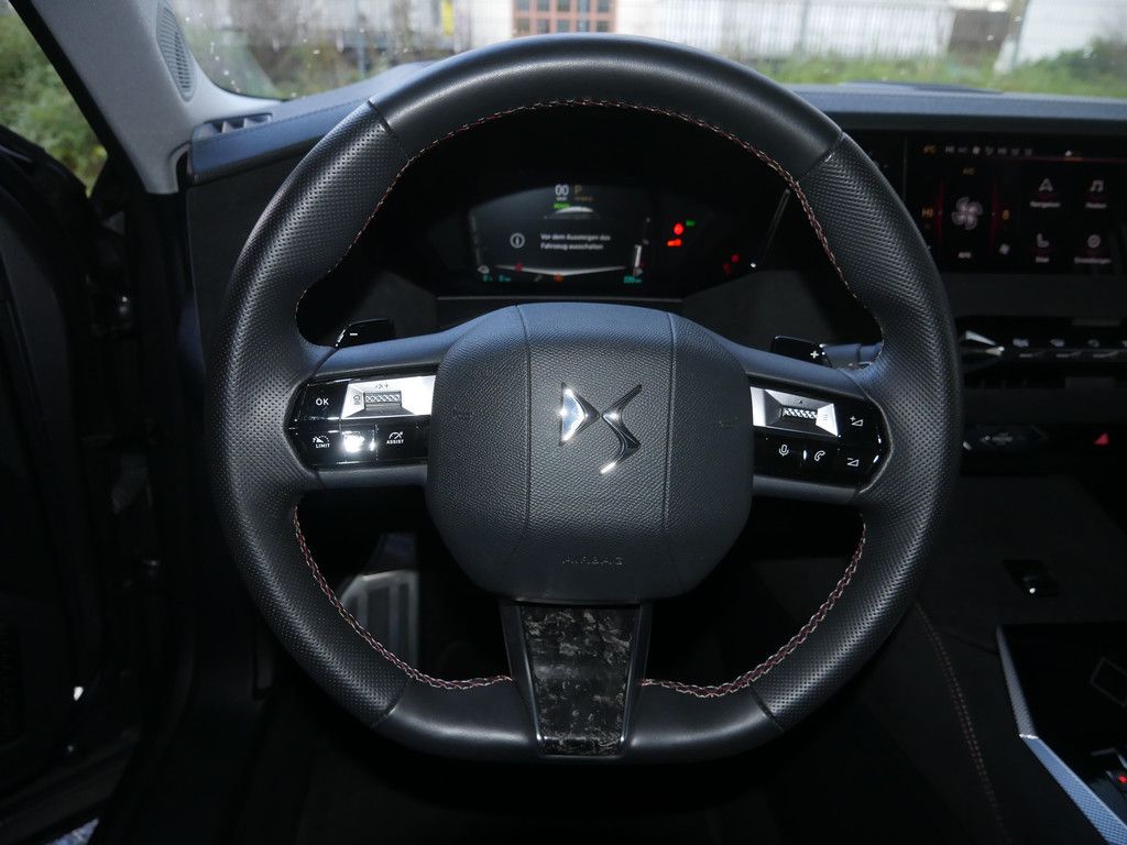 DS Automobiles DS 4 E-TENSE 225 Performance Line + MATRIX-LED