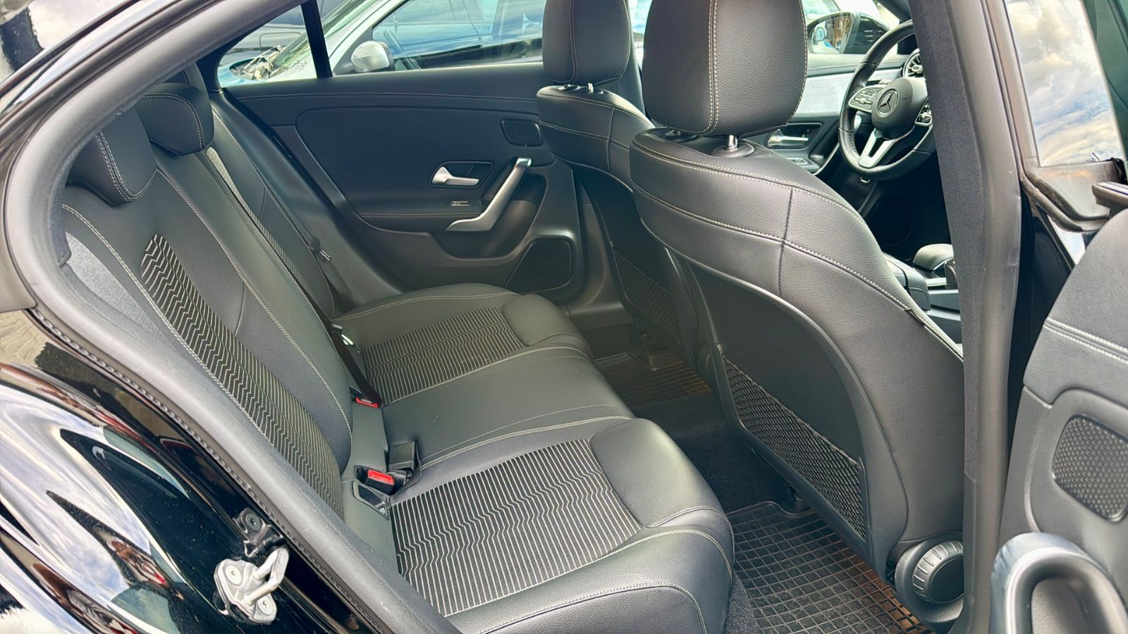 Mercedes-Benz CLA 200 DCT AMG - Samsaru's Car Outlet