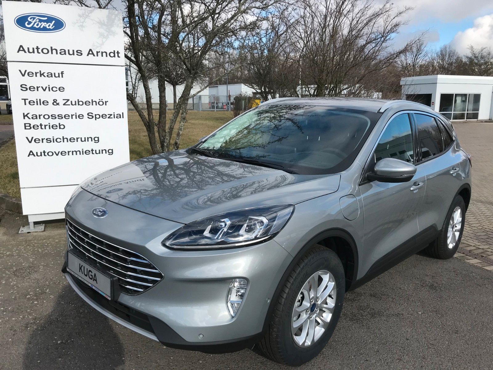 Ford Kuga Titanium X 2.5 PHEV - Samsaru's Car Outlet