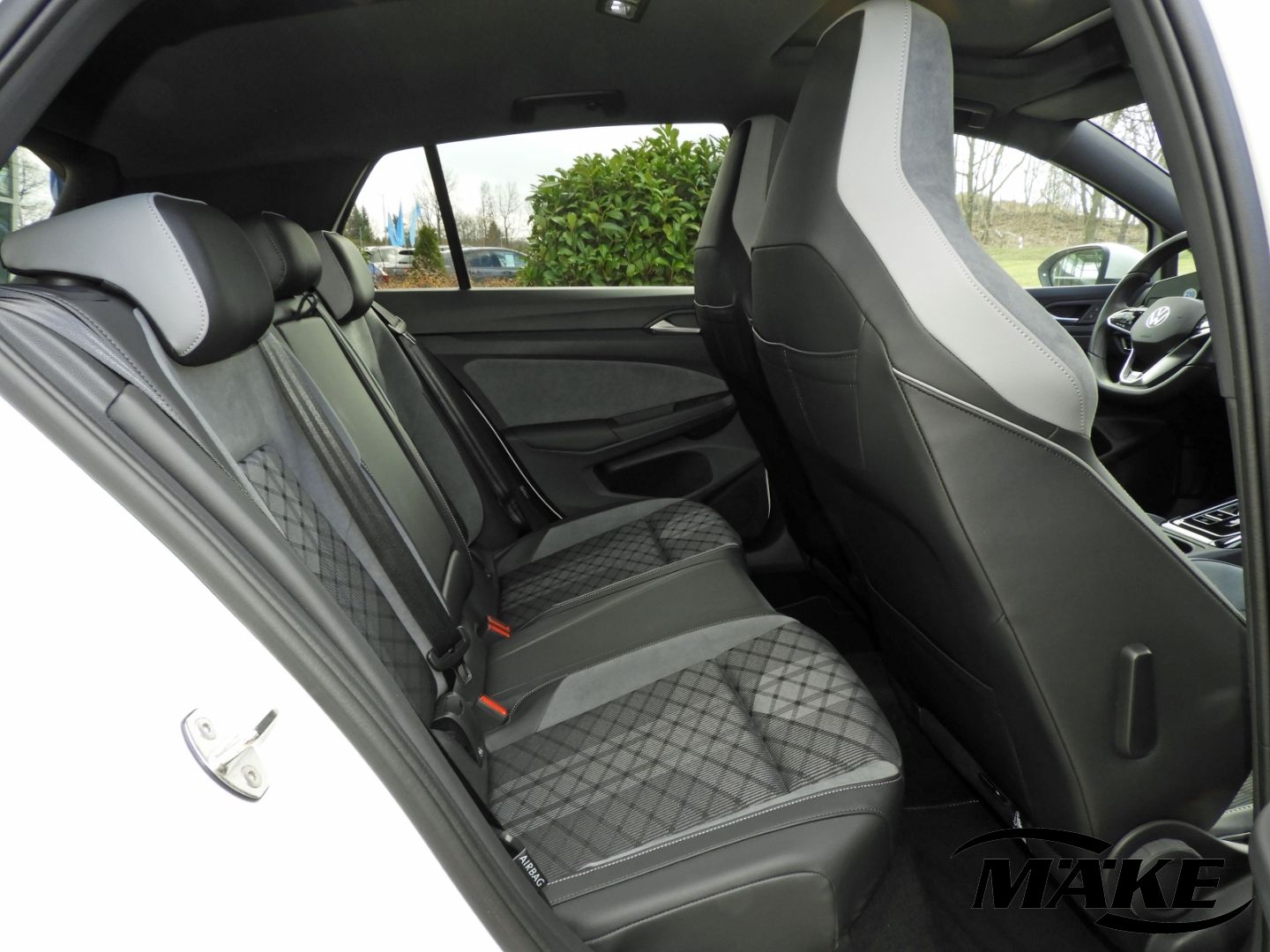 Volkswagen Golf R-Line 2.0 TSI 4Motion - Samsaru's Car Outlet