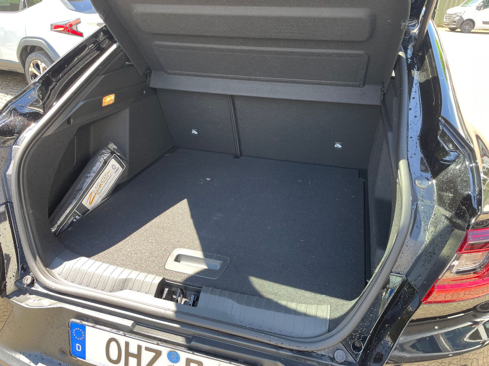 Renault Arkana R.S. Line TCe160 EDC - Samsaru's Car Outlet