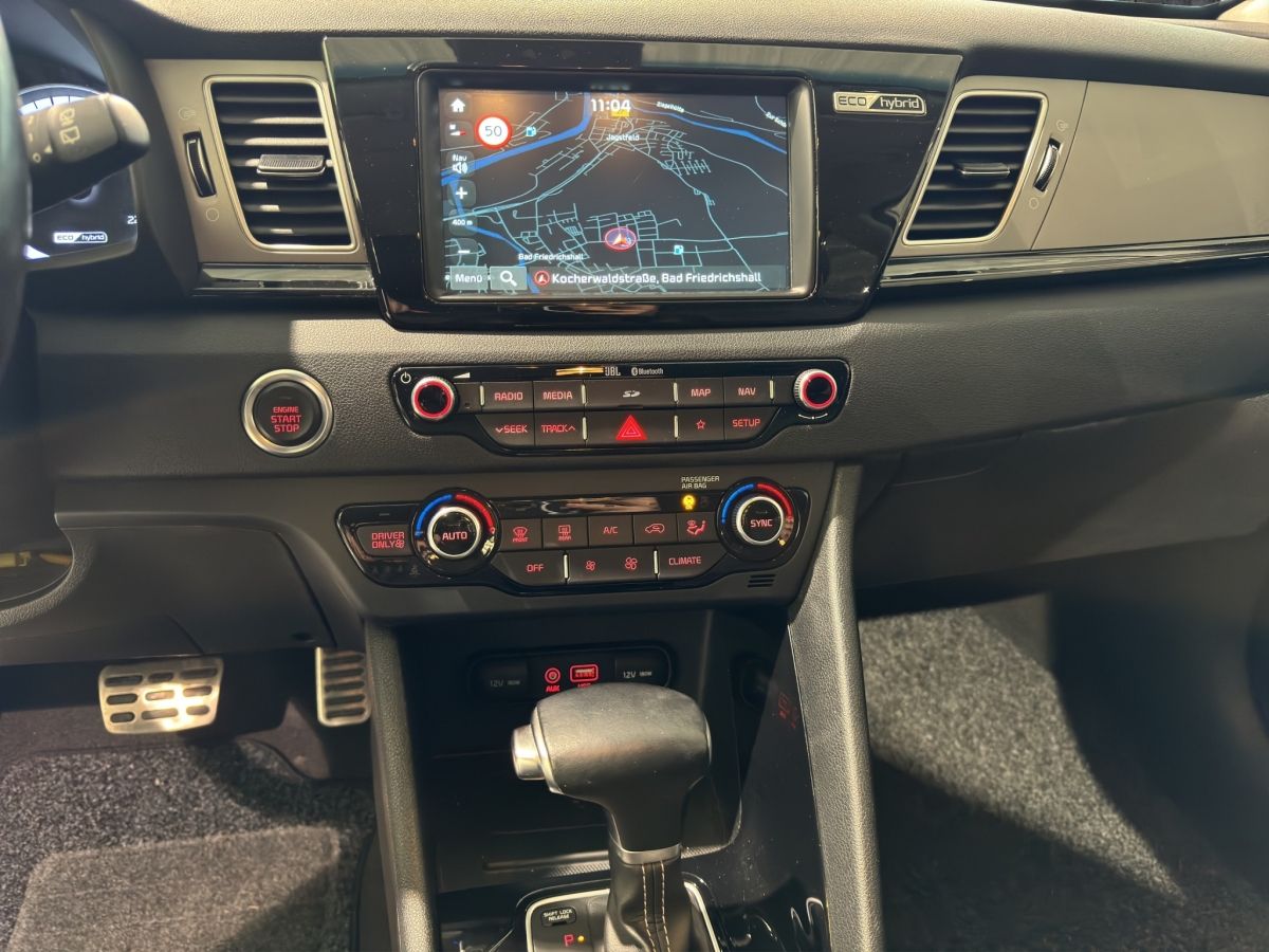 Kia Niro 1.6 Hybrid - Samsaru's Car Outlet