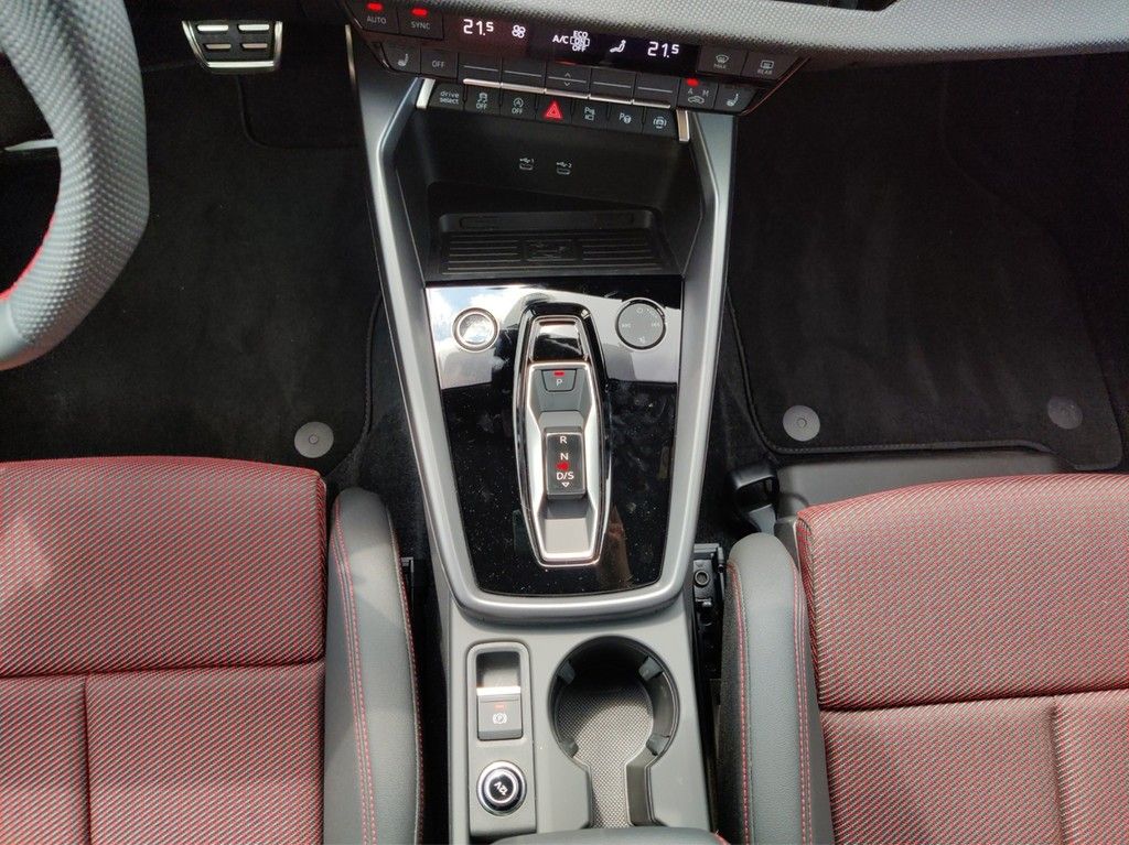 Audi A3 Sportback 30 TFSI S tronic advanced - Samsaru's Car Outlet