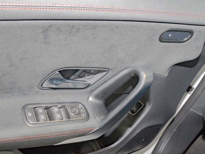 Mercedes-Benz CLA 250 4M Coupé AMG - Samsaru's Car Outlet