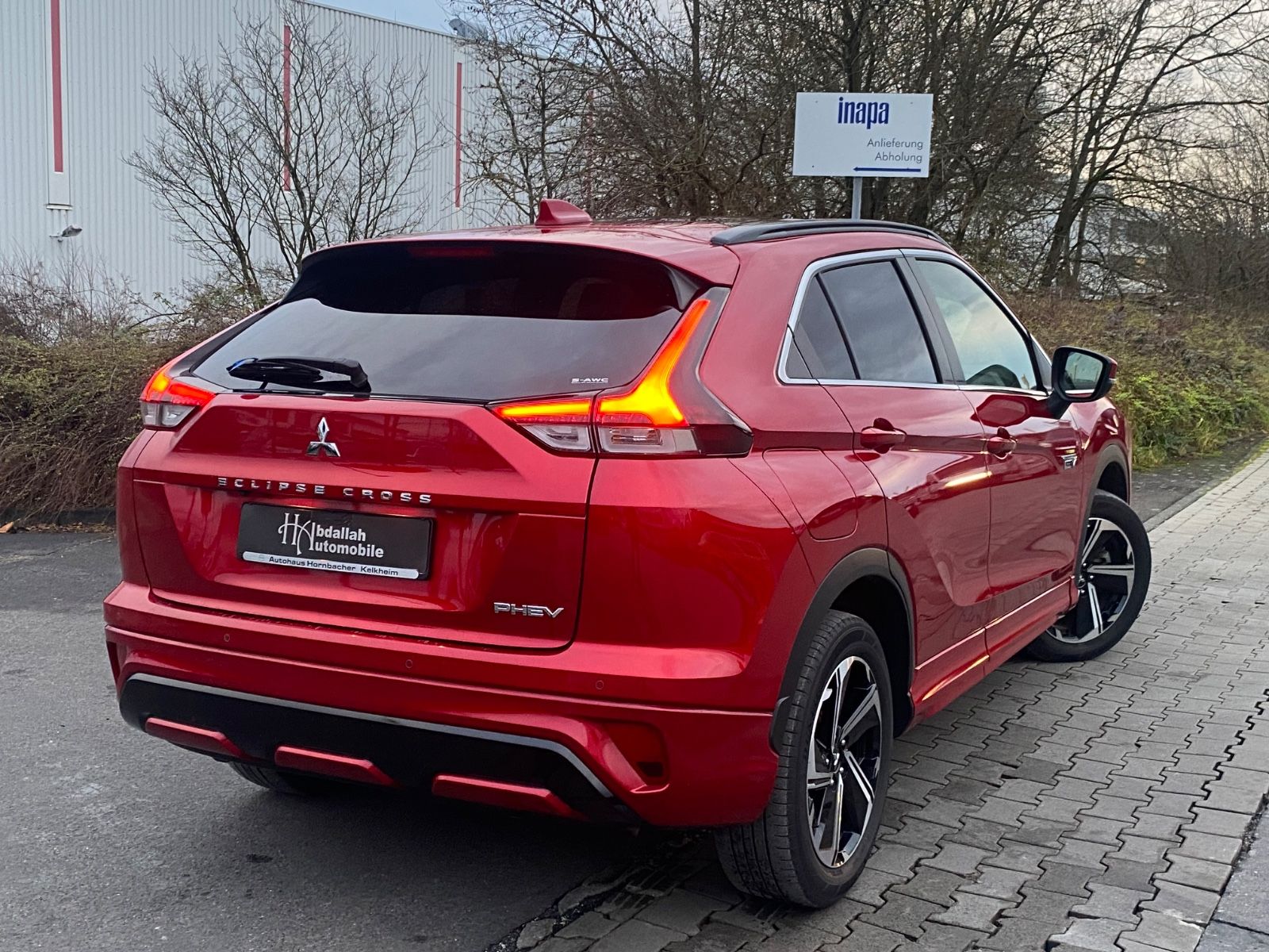 Mitsubishi Eclipse Cross Top Hybrid 4WD/ACC/Pano/Navi