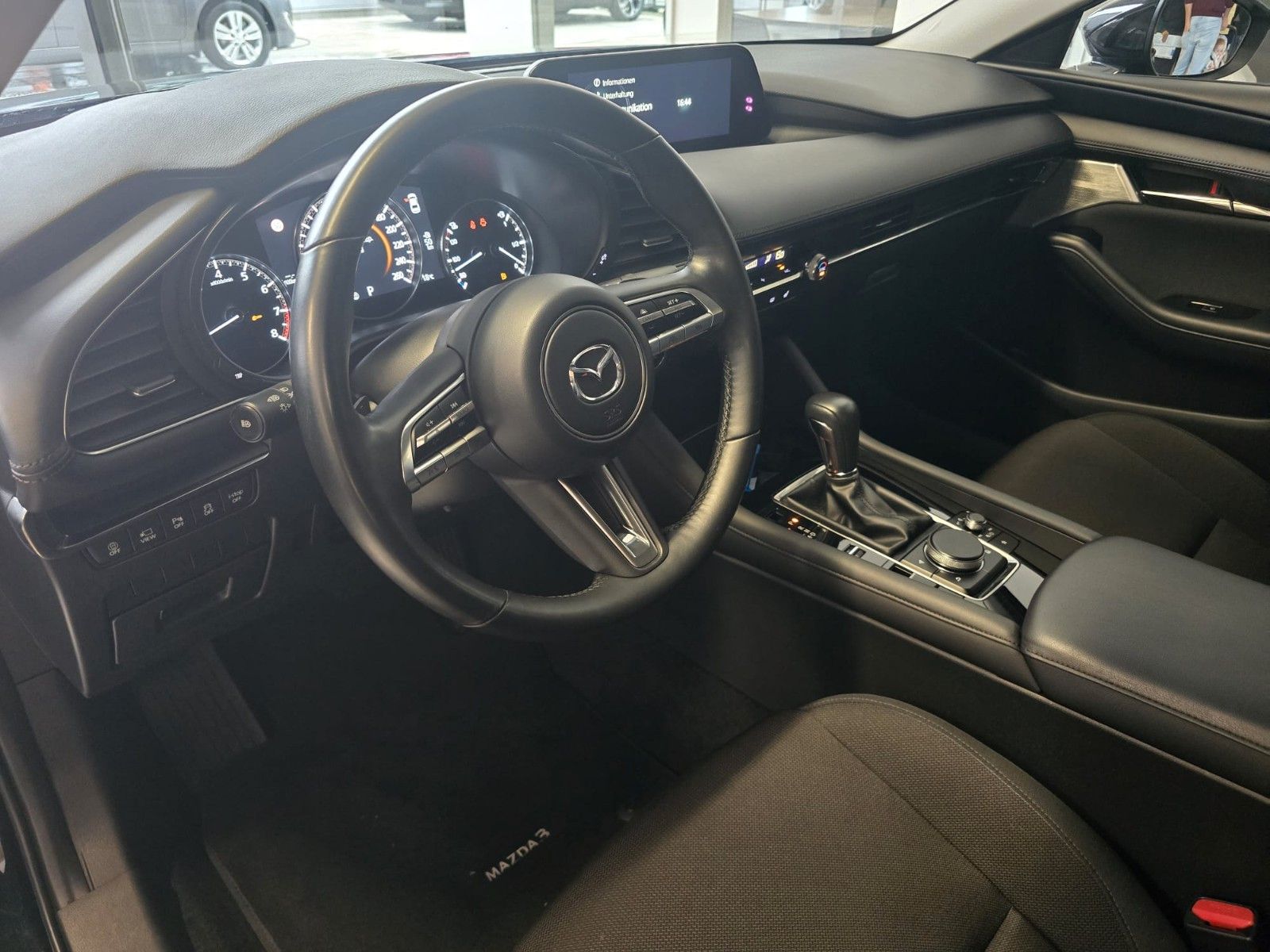 Mazda 3 Lim. 4-trg. Selection *HUD*NAV*BOSE*360°