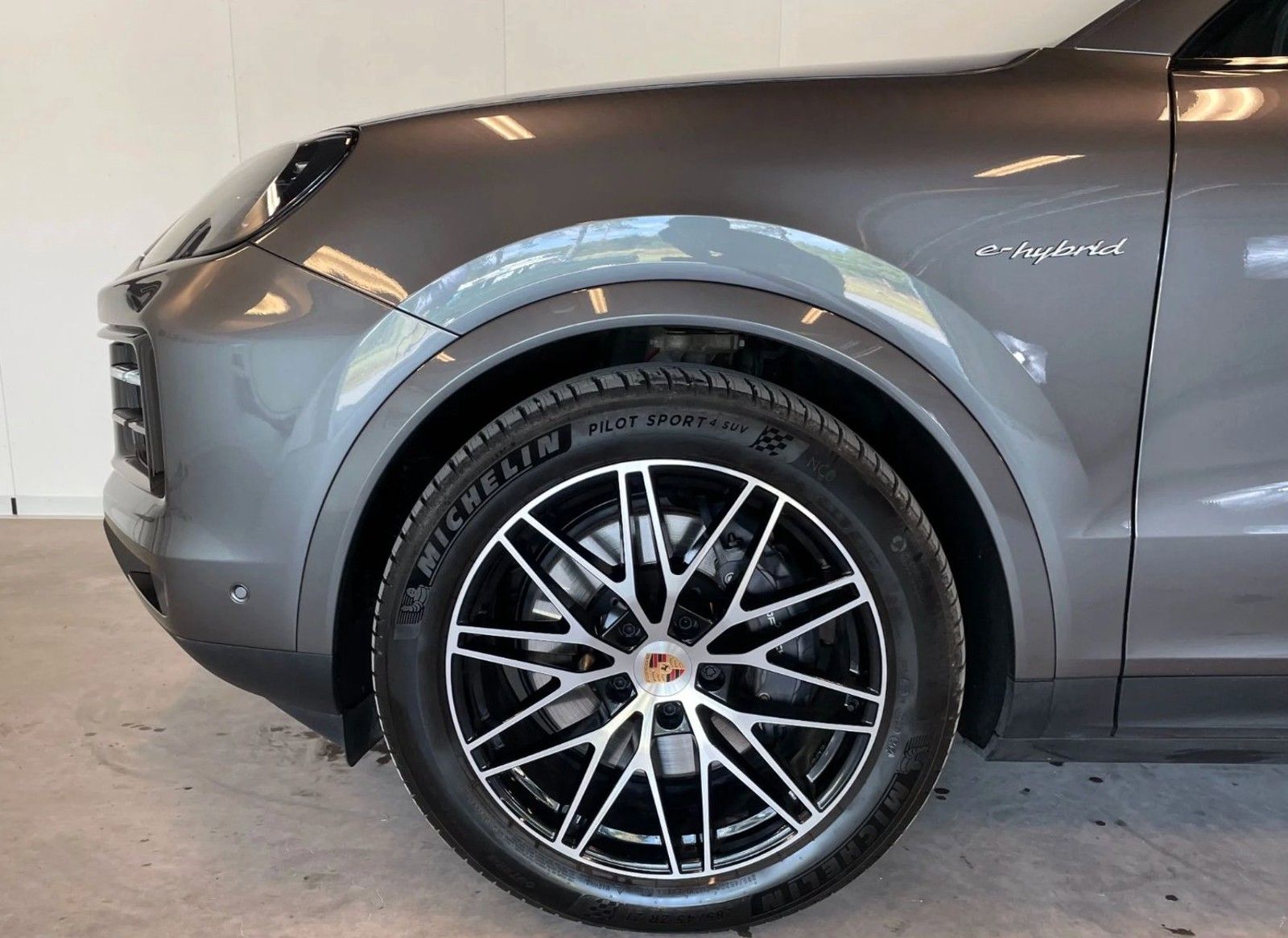 Porsche Cayenne Coupe E-Hybrid