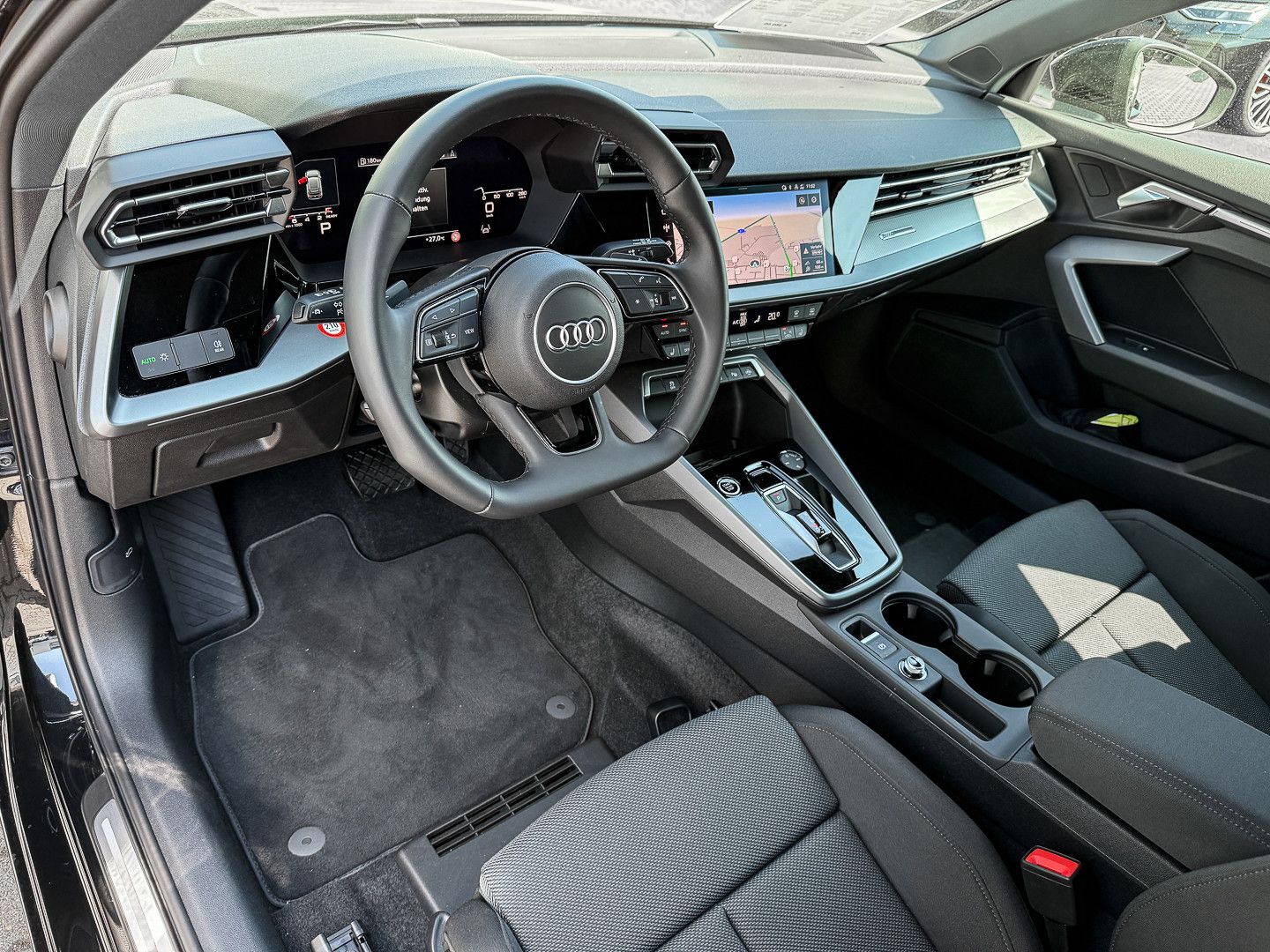 Audi A3 Sportback 35 TFSI advance - Samsaru's Car Outlet