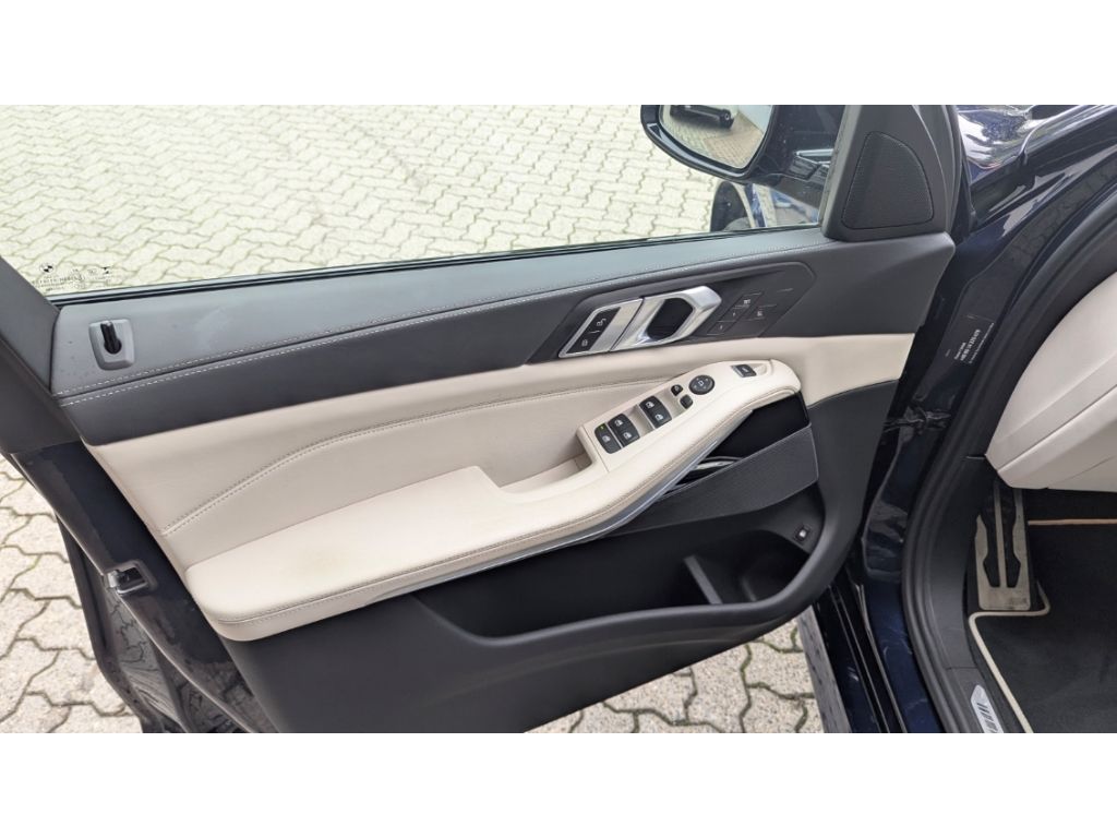 BMW X5 xDrive 45e iPerformance M-Sport HUD Luftfeder