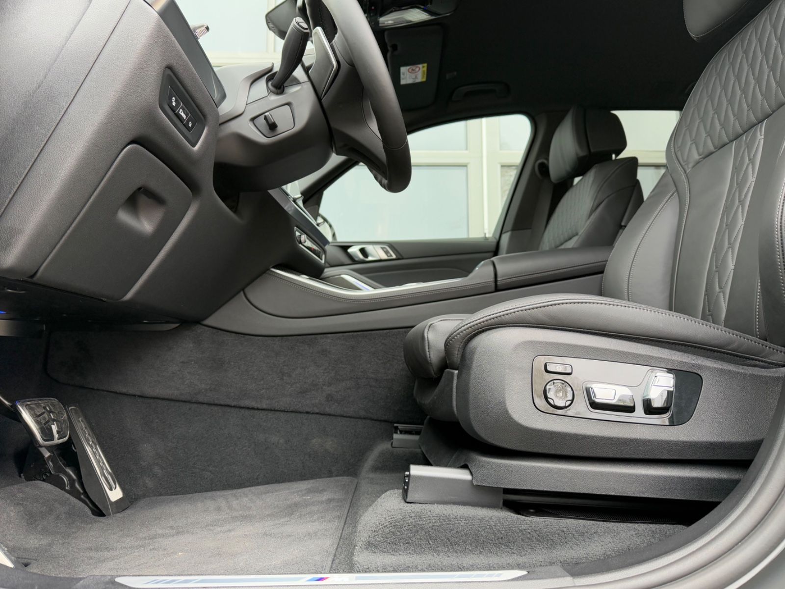 BMW X5 40i xDr*ACC*M SPORT*LUFT*360*H/K*HUD*KEY*21'