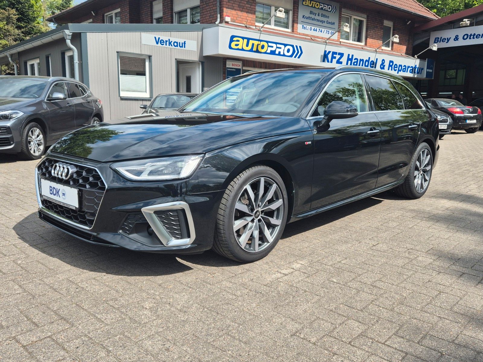 Audi A4 Avant 35 TDI S line S-tronic - Samsaru's Car Outlet