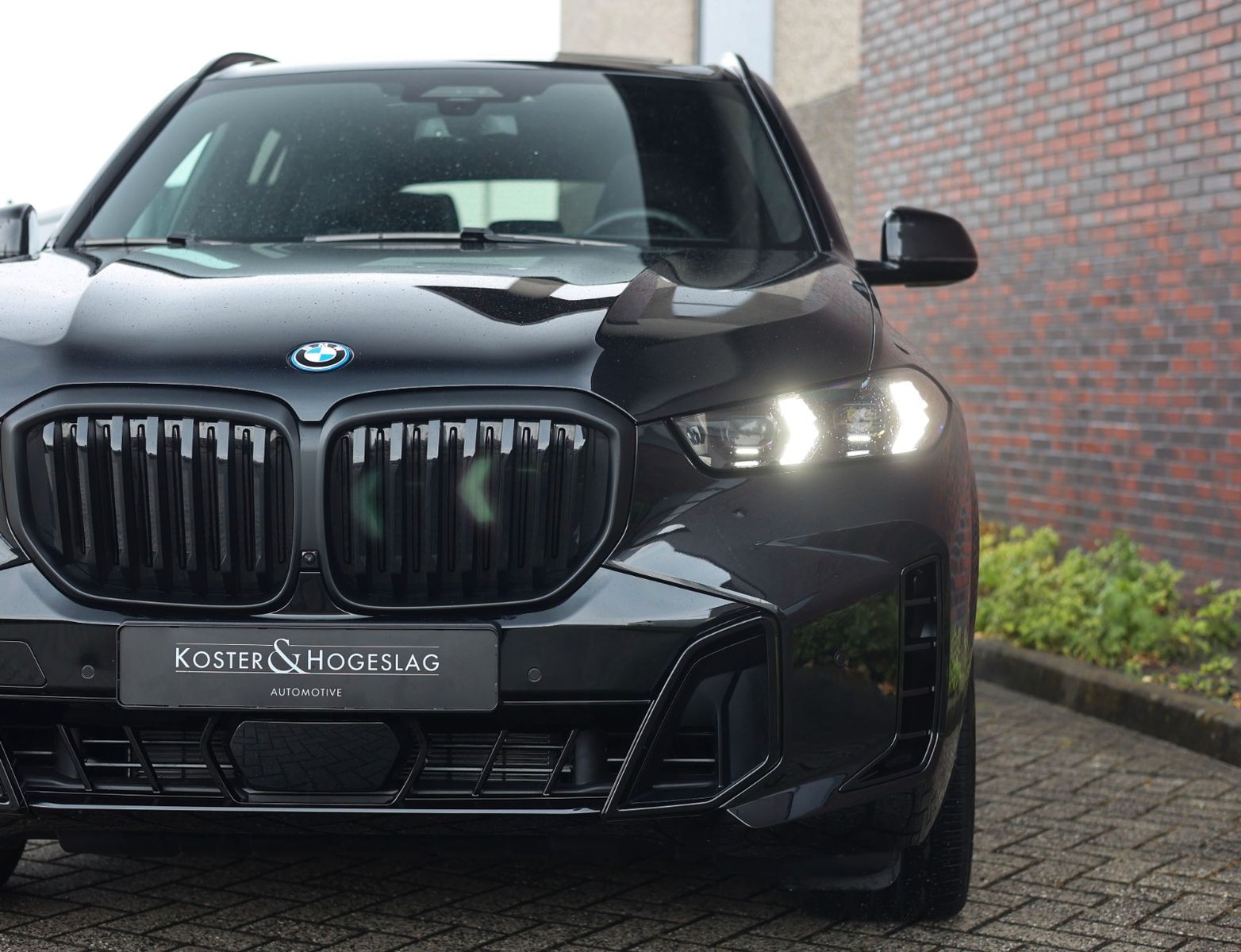 BMW X5 50e xDrive | M Sport Pro - Pano - AHK - B&W