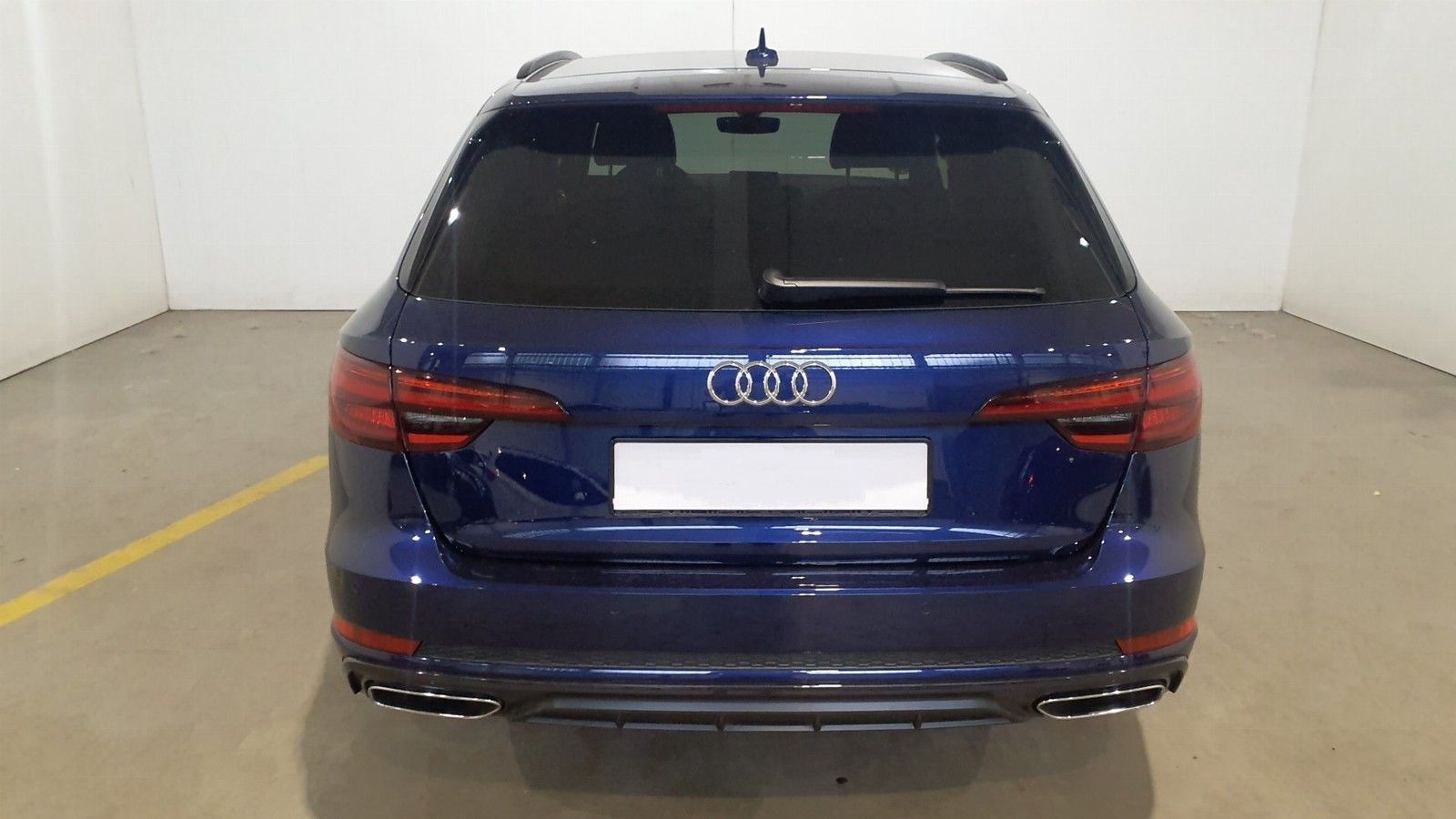 Audi A4 Avant 40 g-tron S-Line - Samsaru's Car Outlet