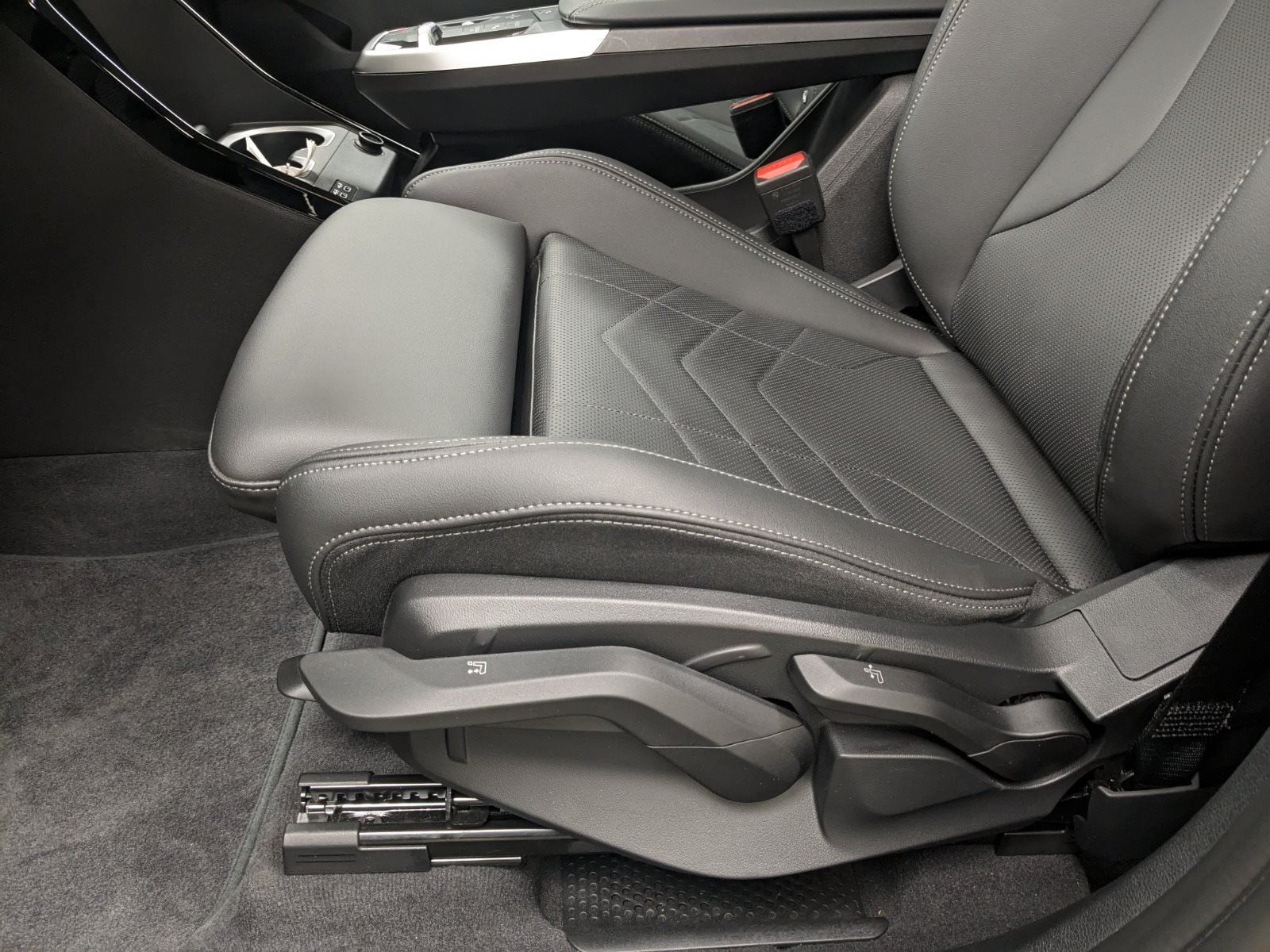 BMW X1 xDrive20d - Samsaru's Car Outlet