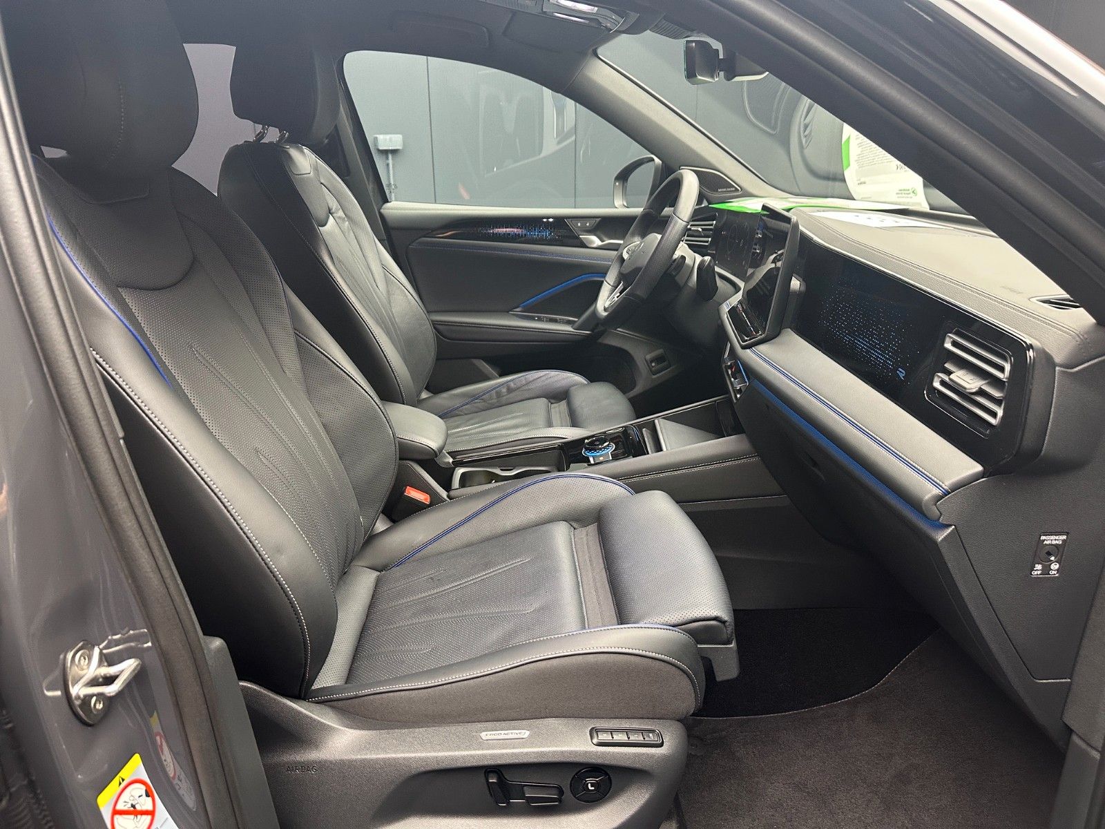 Volkswagen Tiguan 1.5 TSI eHybrid *R-Line/Black Style*LEDER