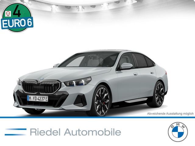 BMW i5 eDrive40 M SportpaketPro*Komfortsitz*Pano*AHK