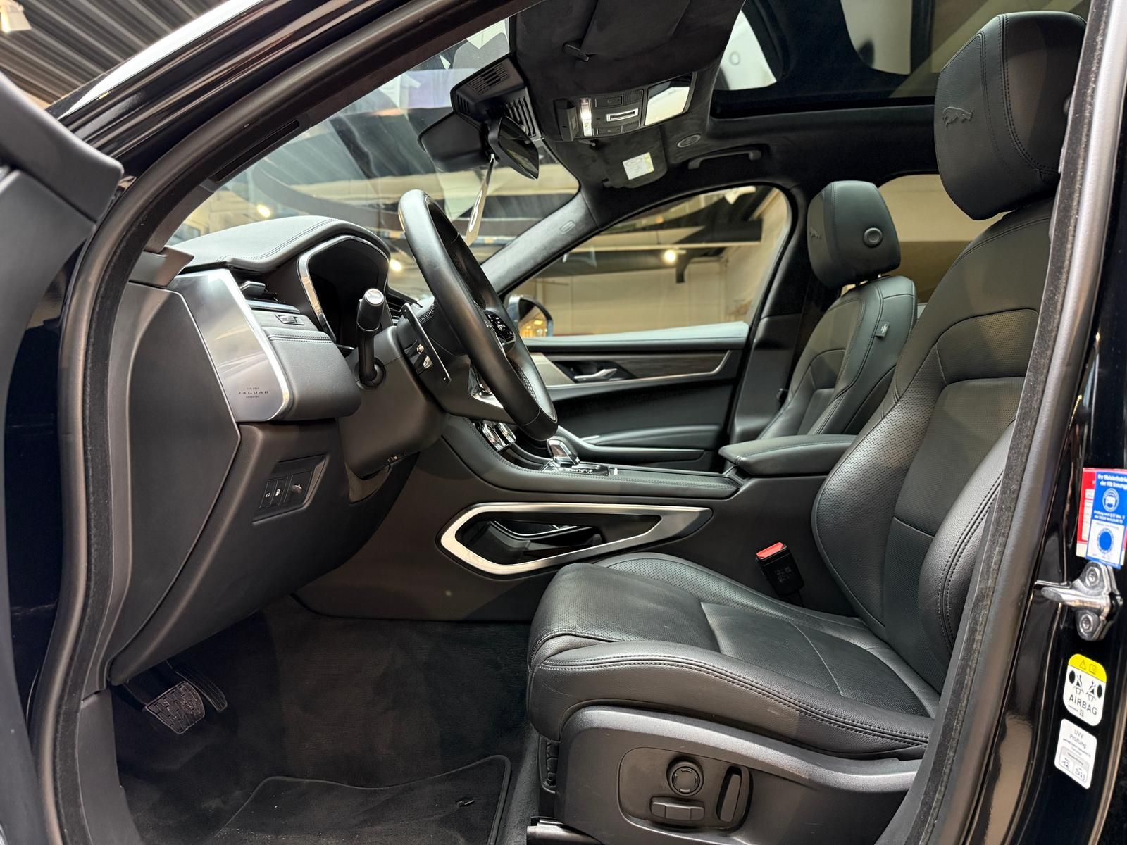 Jaguar F-Pace P400e S AWD Plug-In Hybrid*Pano*ACC*LED*