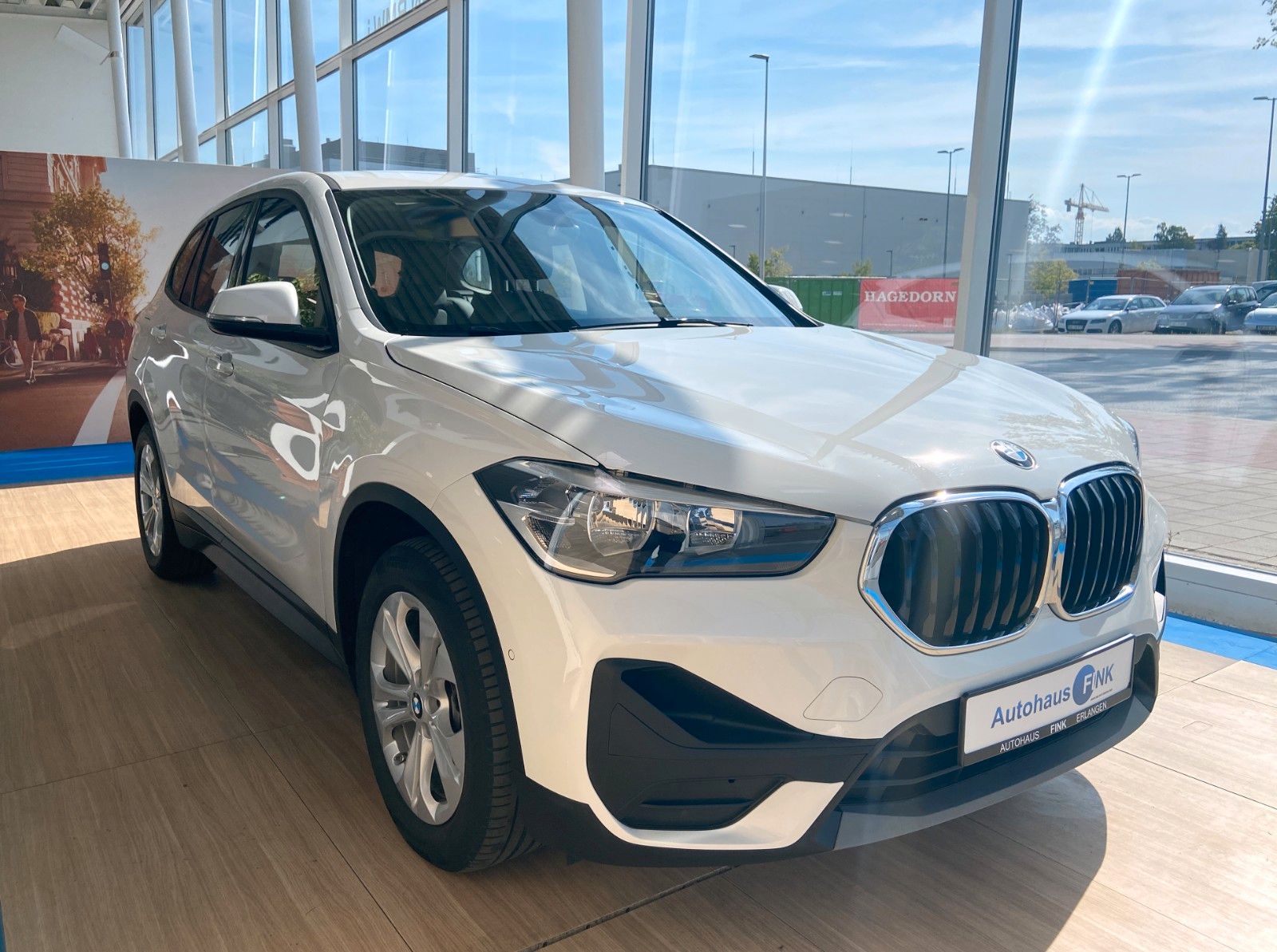 BMW X1 xDrive25e - Samsaru's Car Outlet