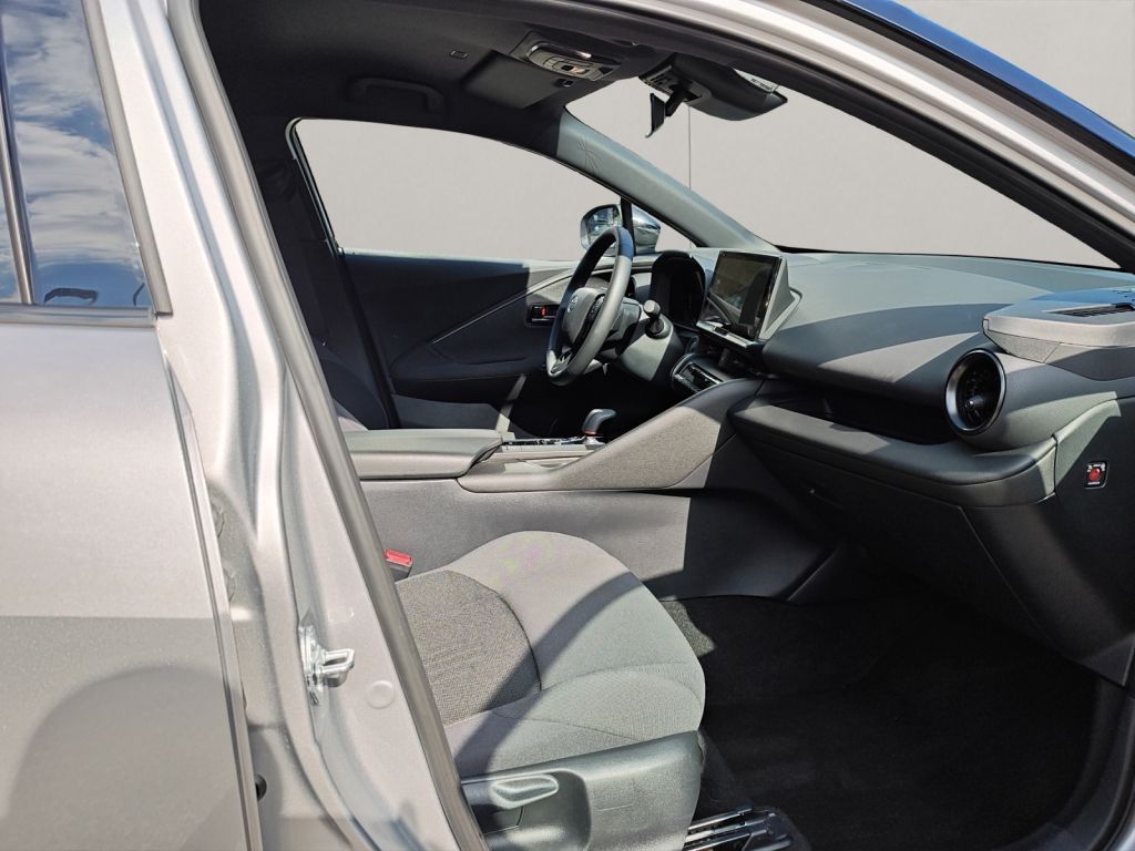 Toyota C-HR 1.8 Hybrid Team Deutschland 15 J. Garantie