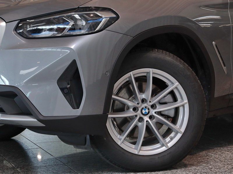 BMW X3 xDrive20i Laser RFK DrivAss HeadUp HIFI