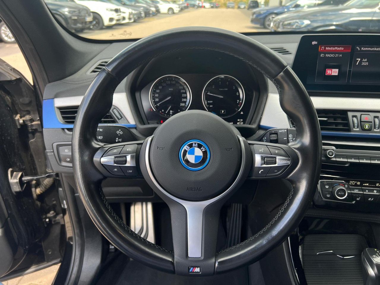 BMW X1 xDrive25e M-Sport - Samsaru's Car Outlet
