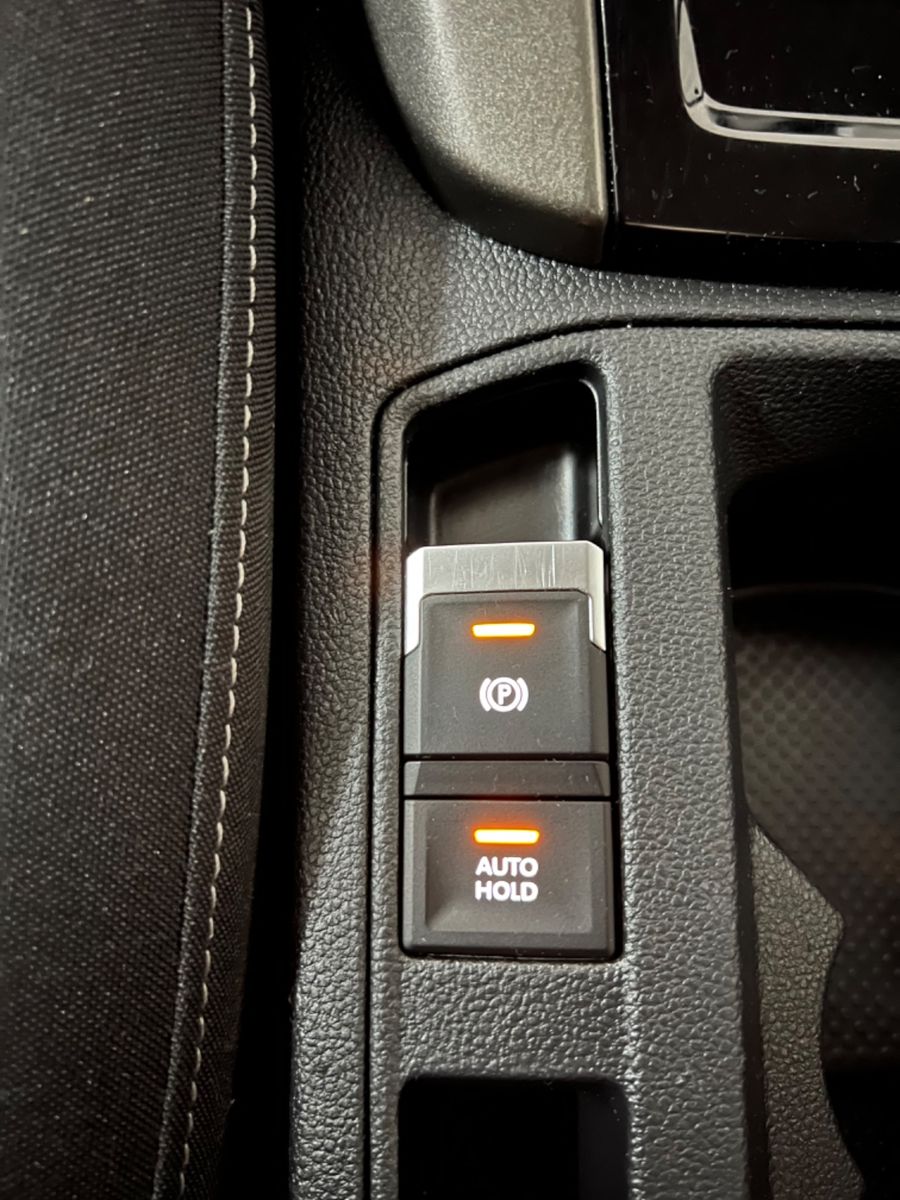 Volkswagen T-Roc Style - Samsaru's Car Outlet