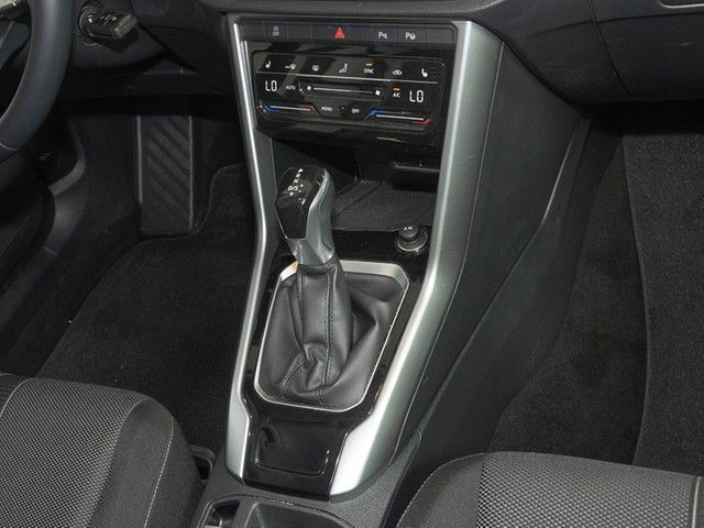 Volkswagen T-Roc 1.5 TSI DSG Life - Samsaru's Car Outlet