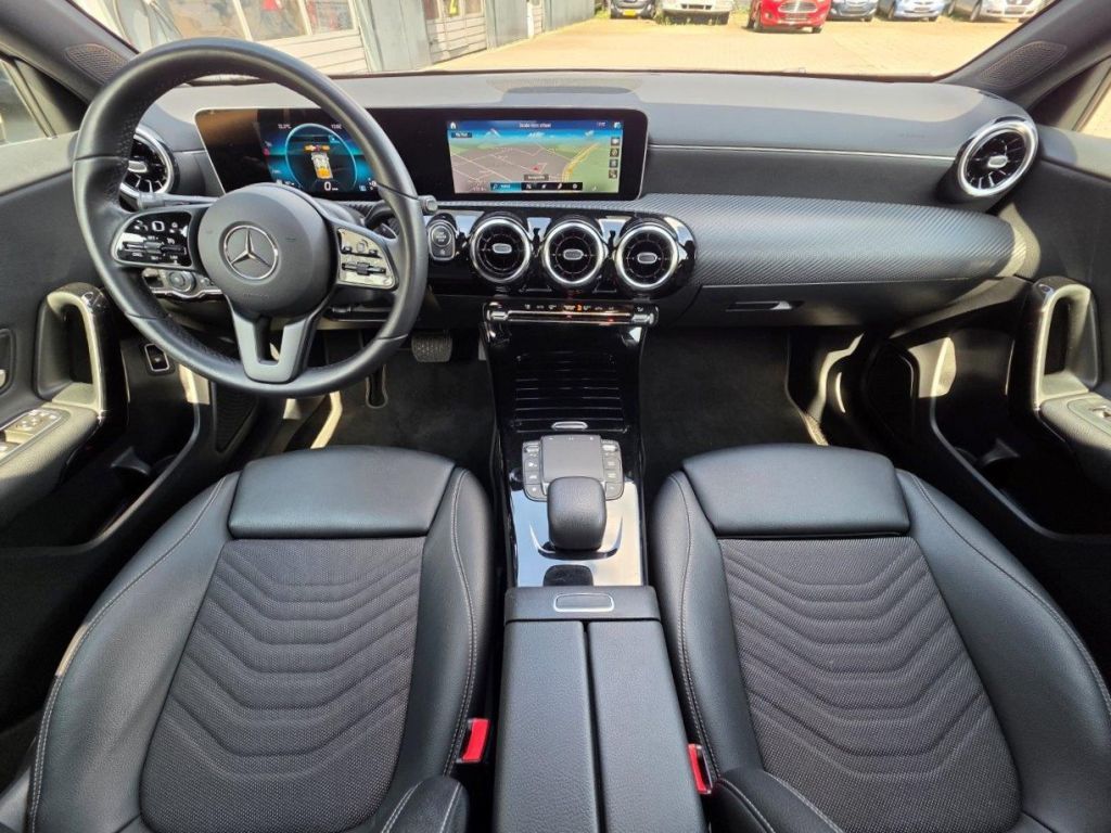 Mercedes-Benz A 180 d 7G-DCT Style - Samsaru's Car Outlet