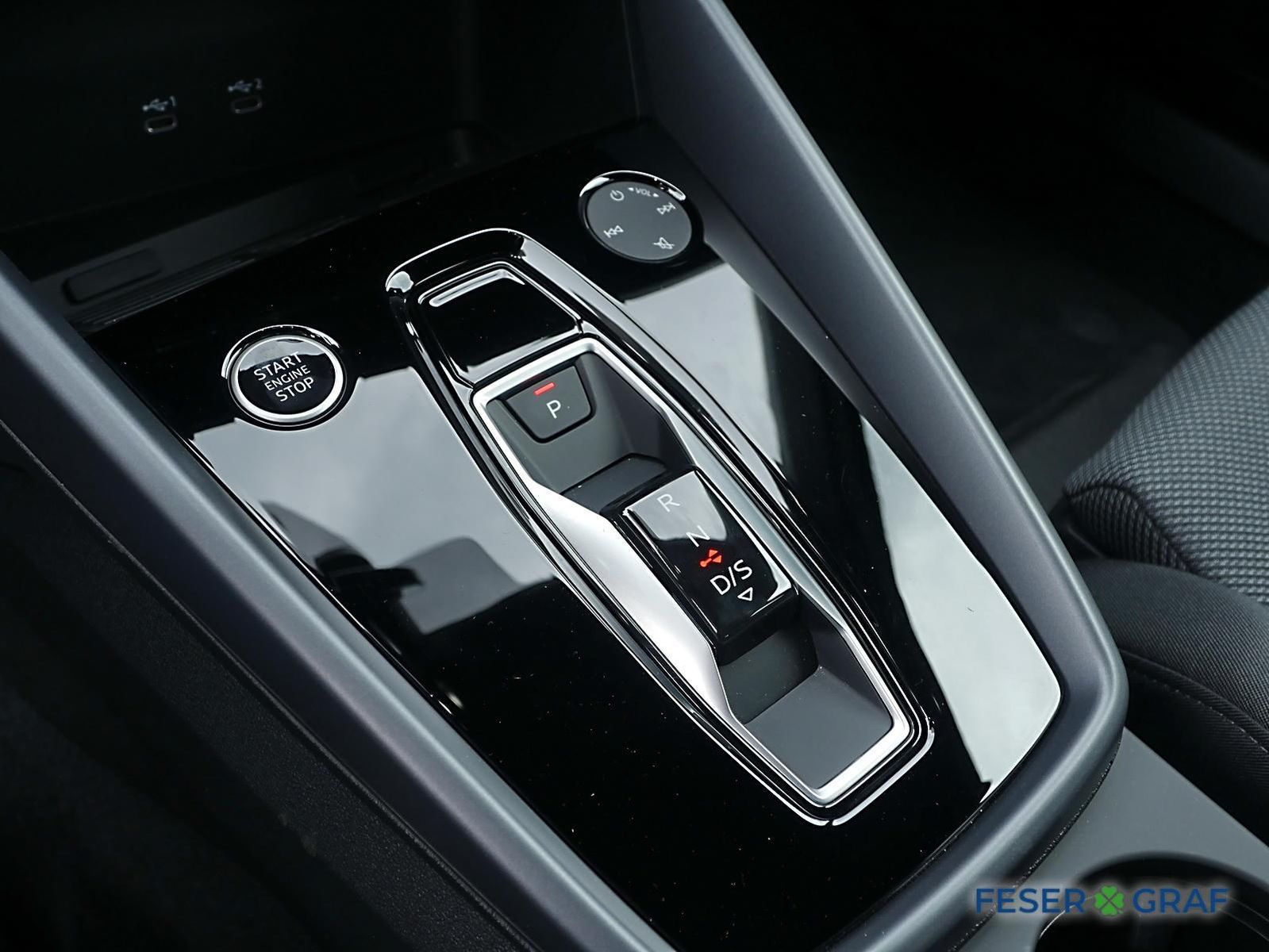 Audi A3 Lim. 35 TFSI S line - Samsaru's Car Outlet