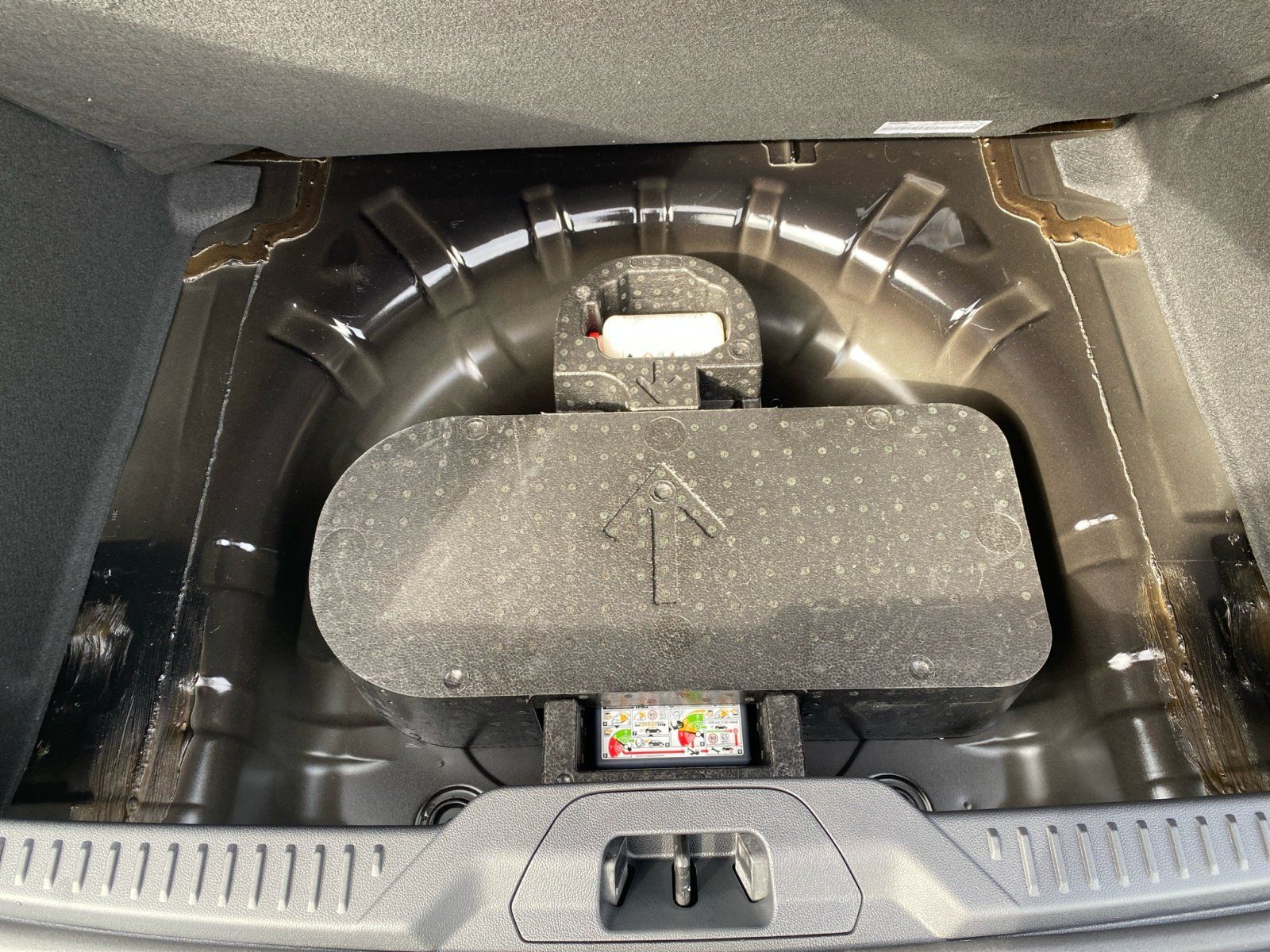 Ford Focus Titanium Edition 1.0 EcoBoost ACC PDC KAM