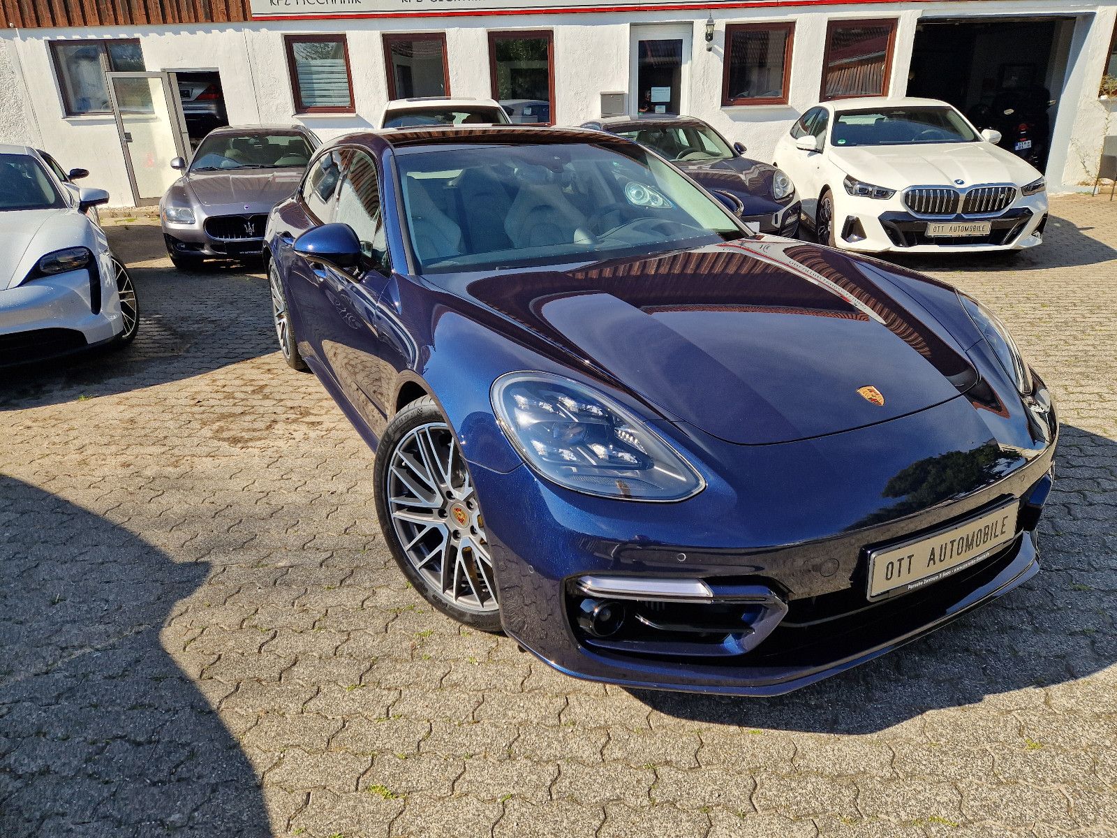 Porsche PANAMERA SPORT TURISMO TURBO S"INSP NEU"APPROVED
