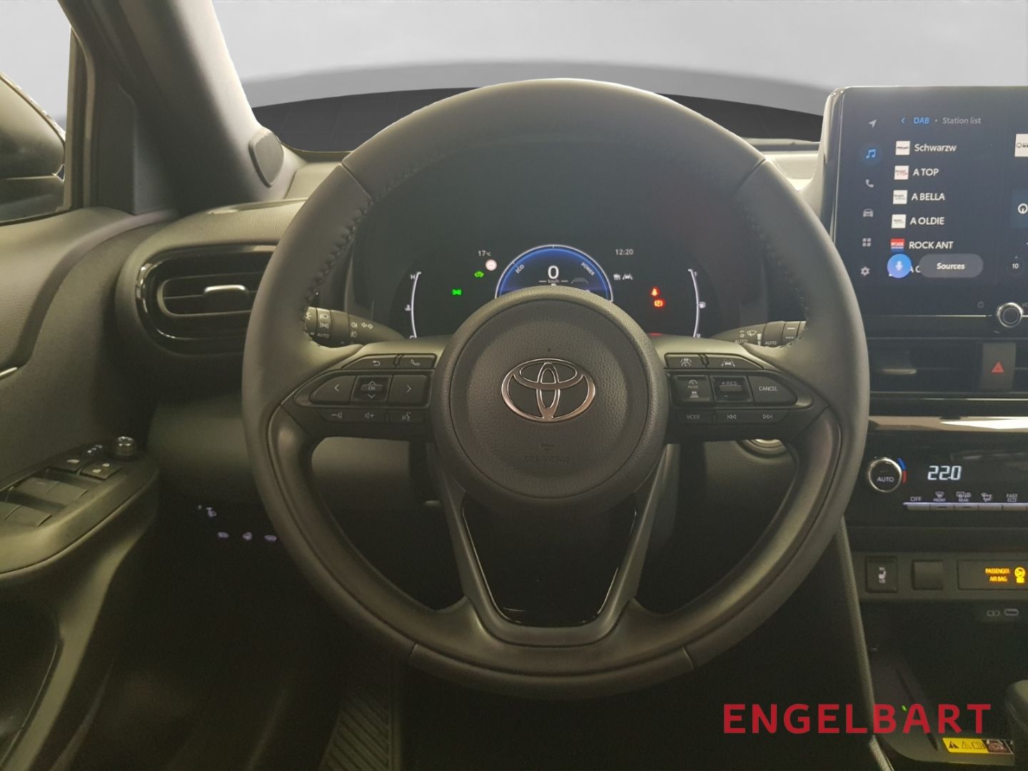 Toyota Yaris Cross 1.5 Hybrid Teamplayer Winter Paket K