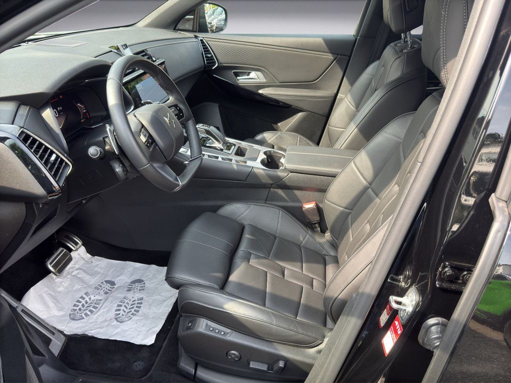 DS Automobiles DS 7 BlueHDI 130 Aut. OPERA LEDER Panoramadach