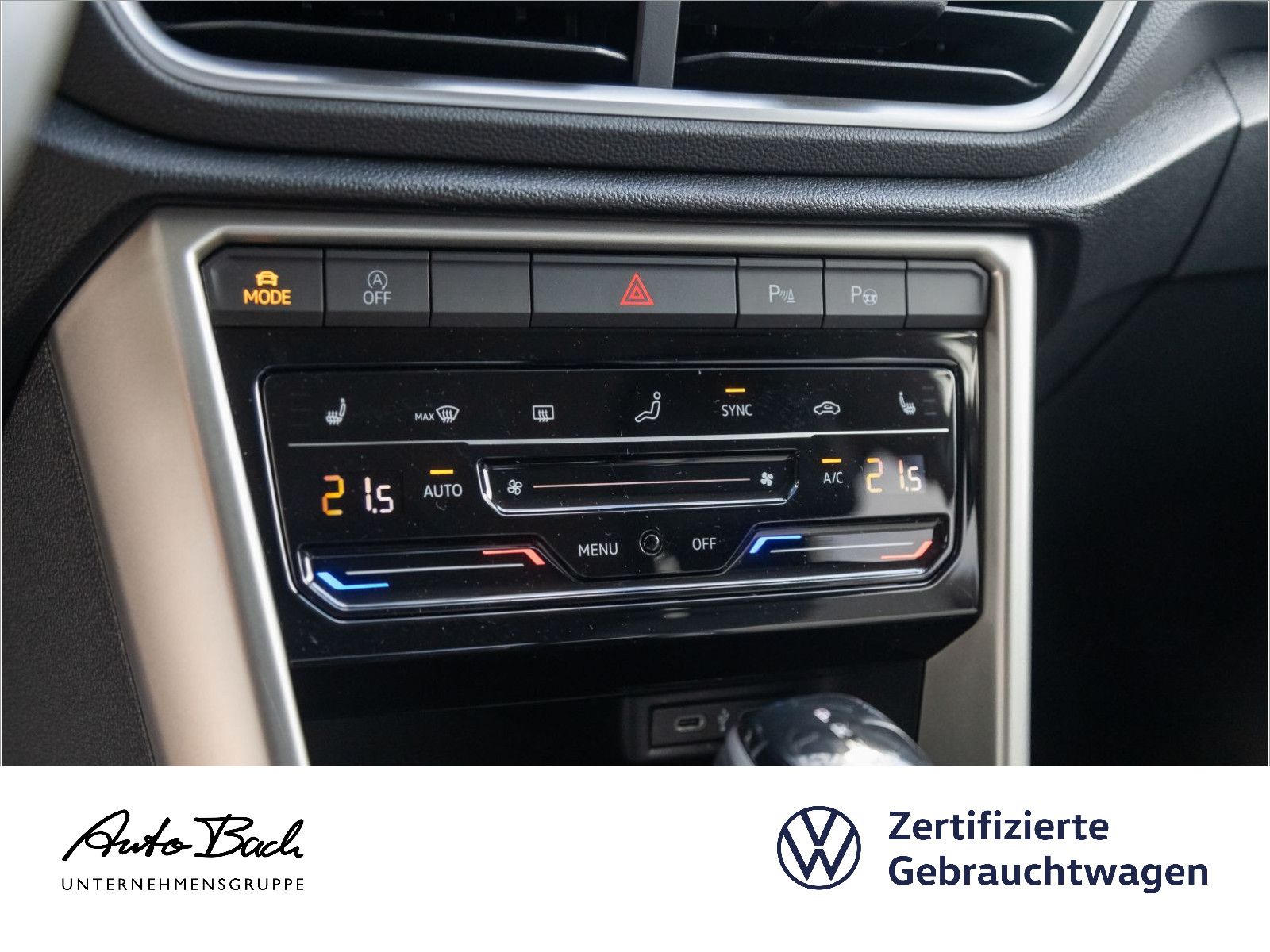 Volkswagen T-Roc 1.5 TSI MOVE DSG - Samsaru's Car Outlet