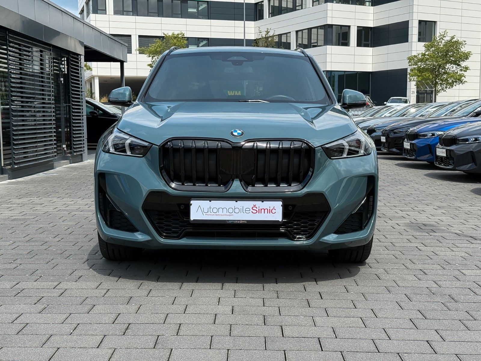 BMW X1 23 d xDrive M Sport - Samsaru's Car Outlet