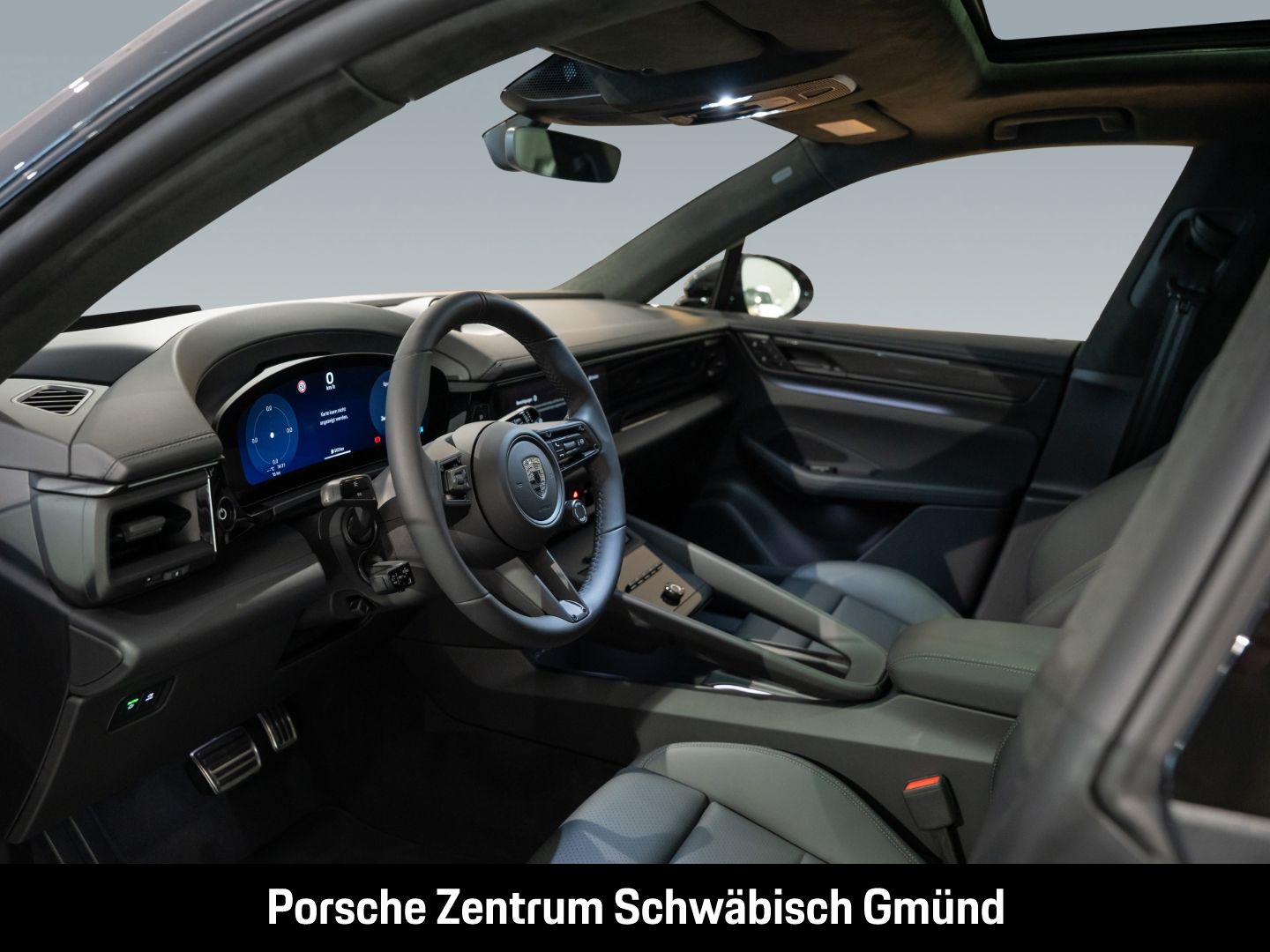 Porsche Macan Turbo BOSE Luftfederung Panoramadach LED