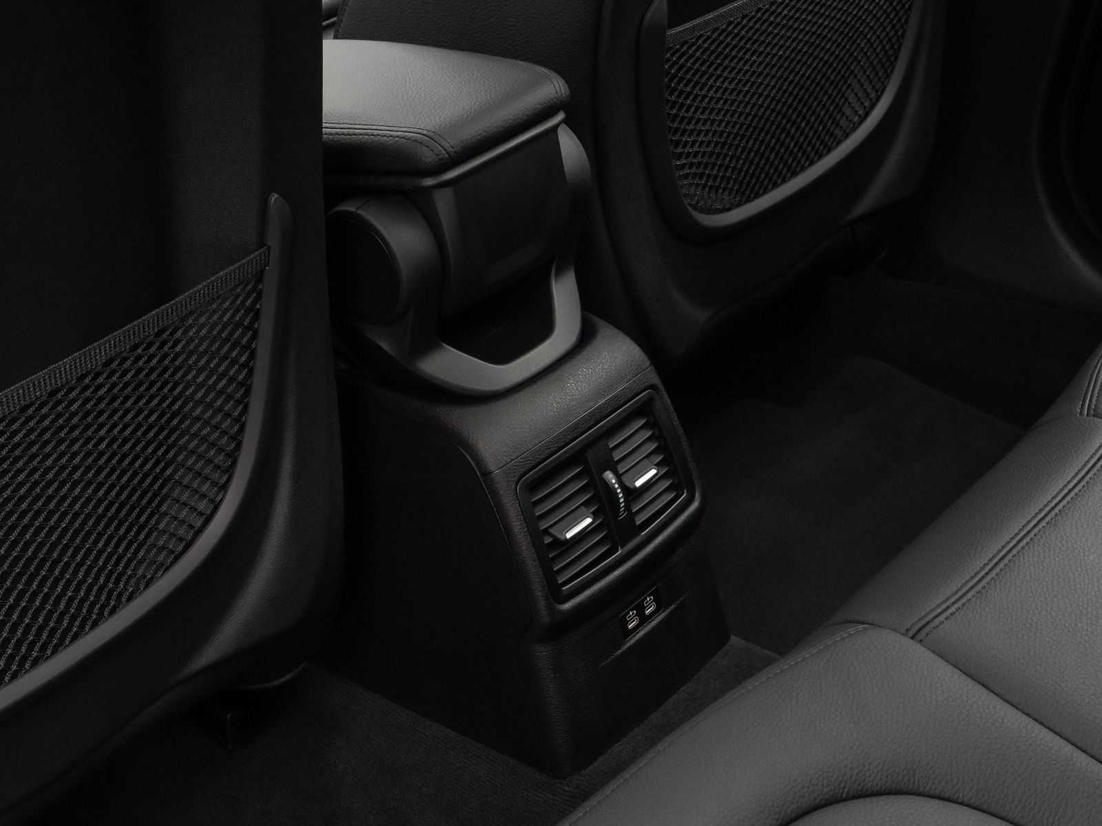 BMW X1 xD20d - Samsaru's Car Outlet
