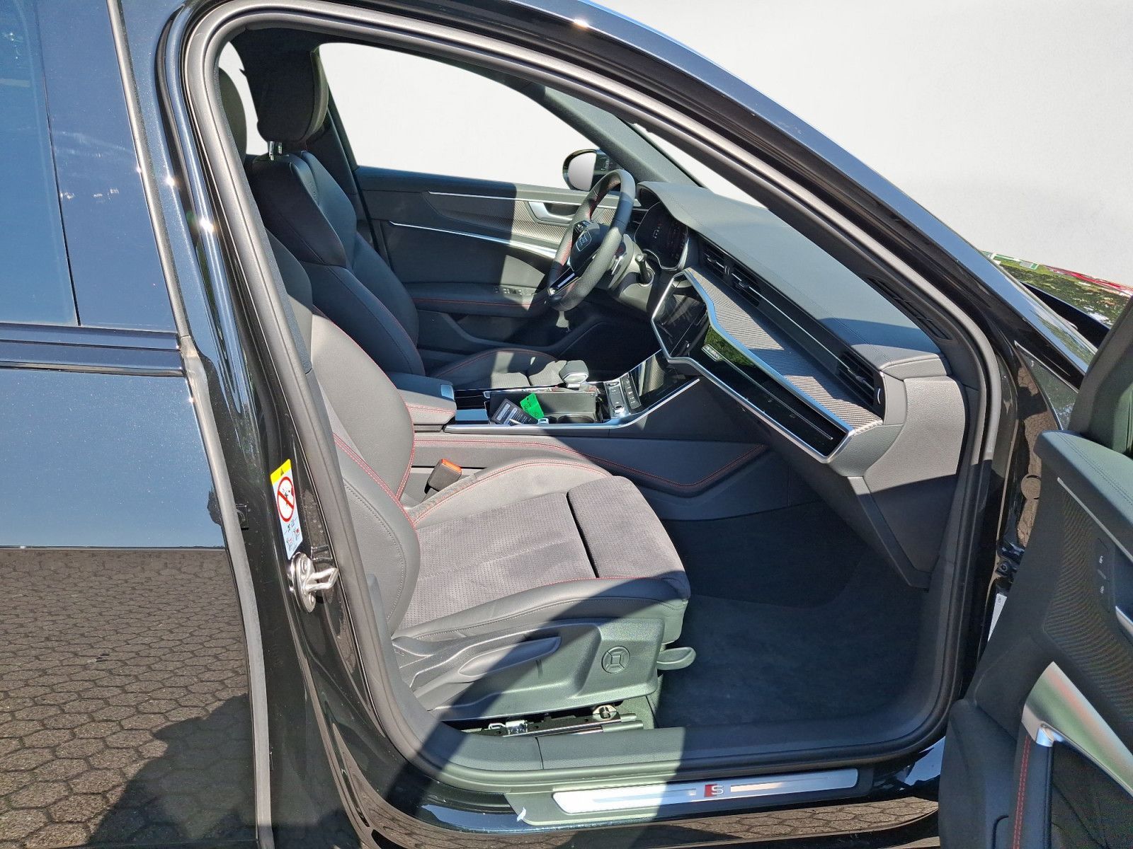 Audi A6 Avant S line 45 TDI quattro 180(