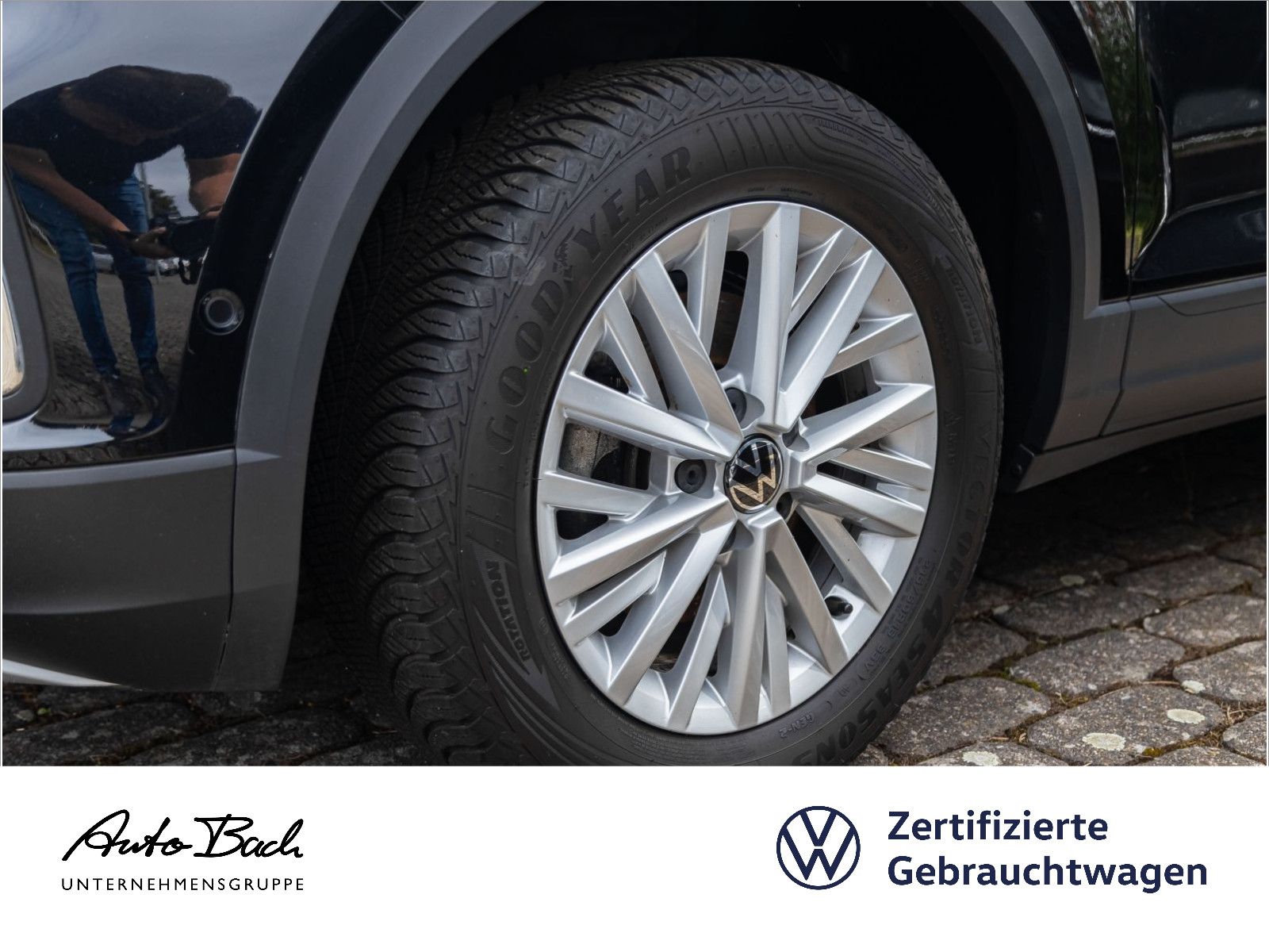 Volkswagen T-Roc 1.0TSI Life - Samsaru's Car Outlet