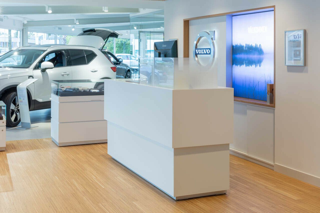 Volvo XC60 T6 AWD Plus Dark #volvocars #madebymerten