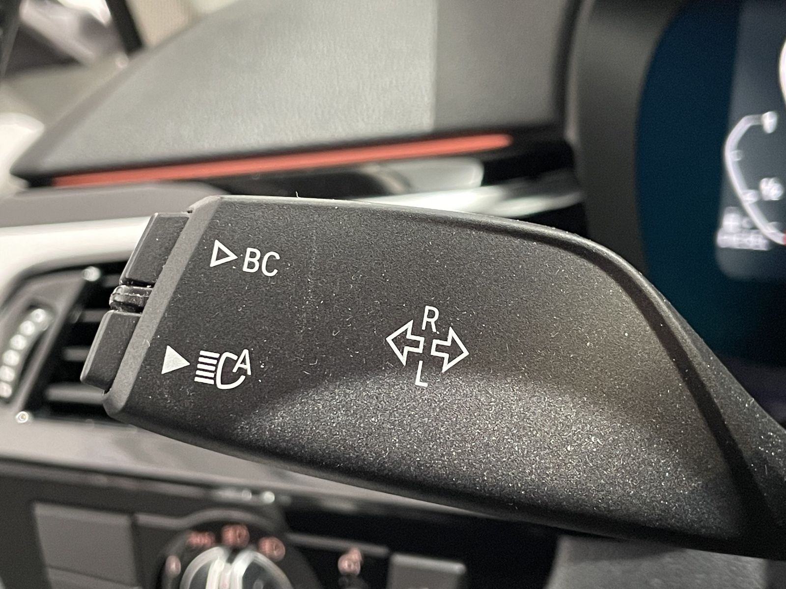 BMW 540d xDrive Laser/AHK/SHZ/HUD/DAB
