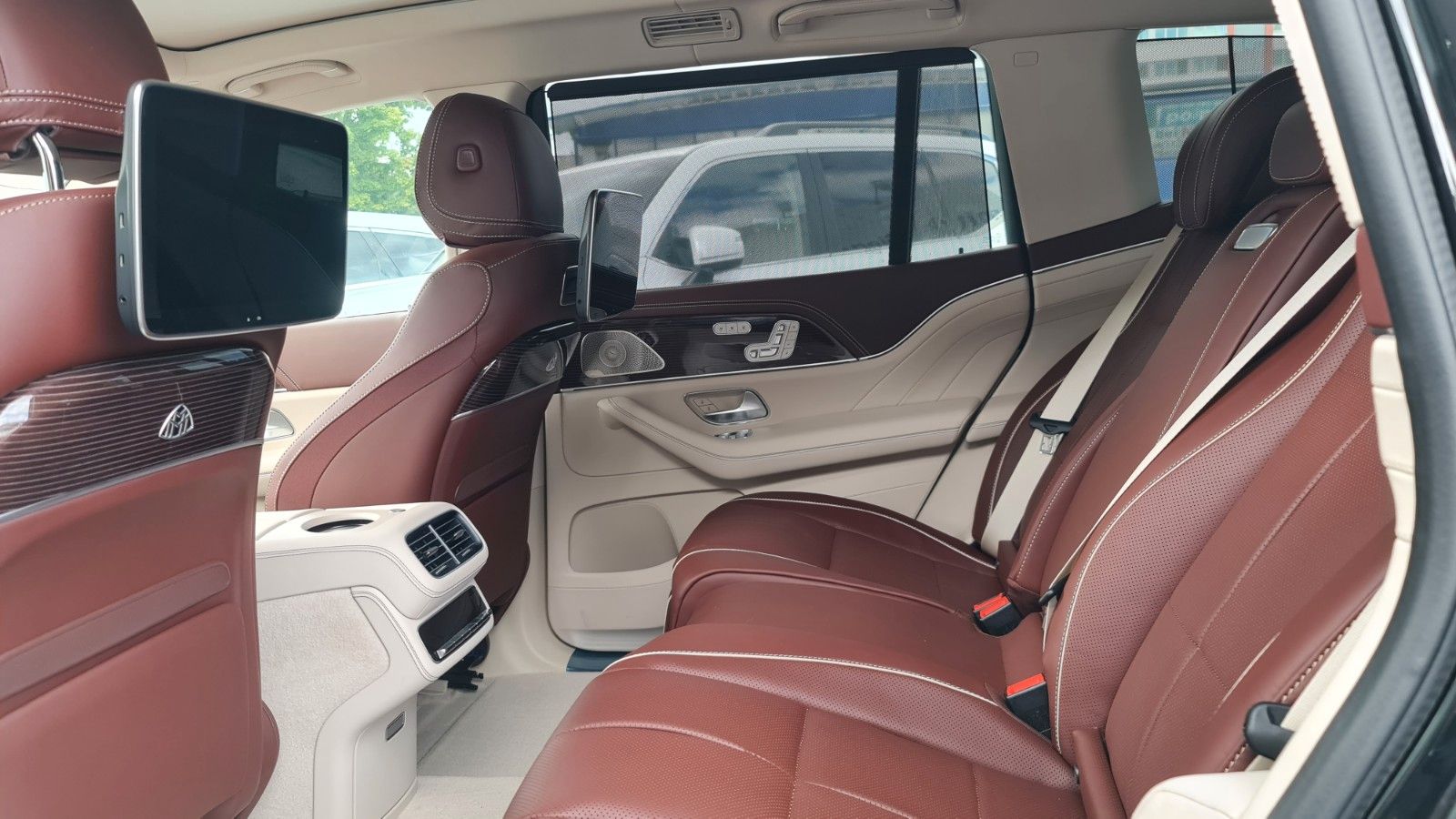 Mercedes-Benz GLS 600 MAYBACH - Samsaru's Car Outlet