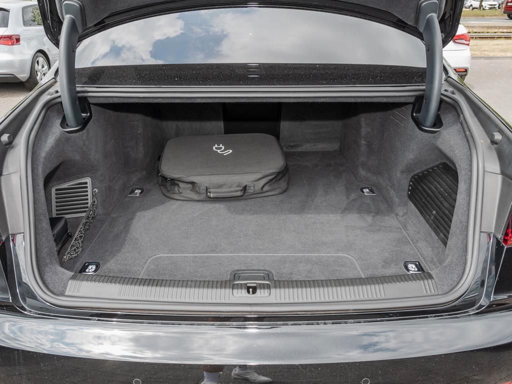 Audi A8 60 TFSIe - Samsaru's Car Outlet