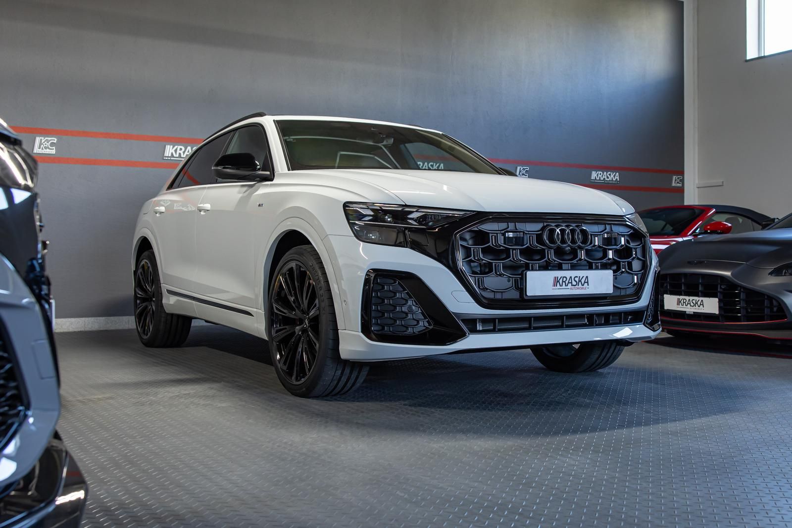 Audi Q8 50 TDI quattro S-Line - Samsaru's Car Outlet