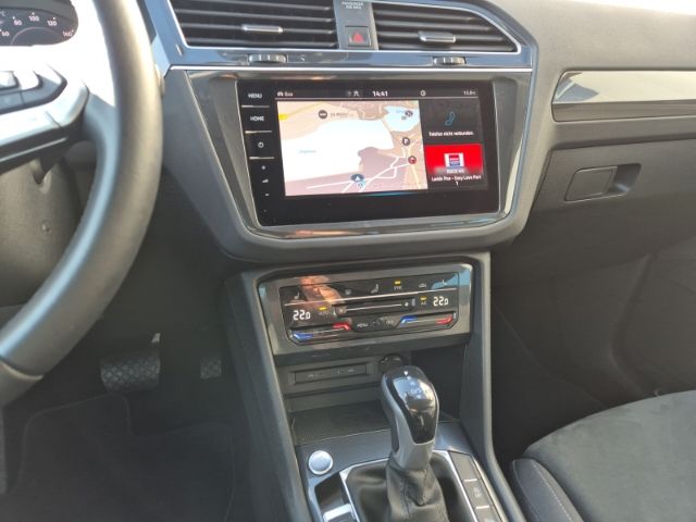 Volkswagen Tiguan Life 2.0 TDI DSG 4Motion AHK IQDrive Mass