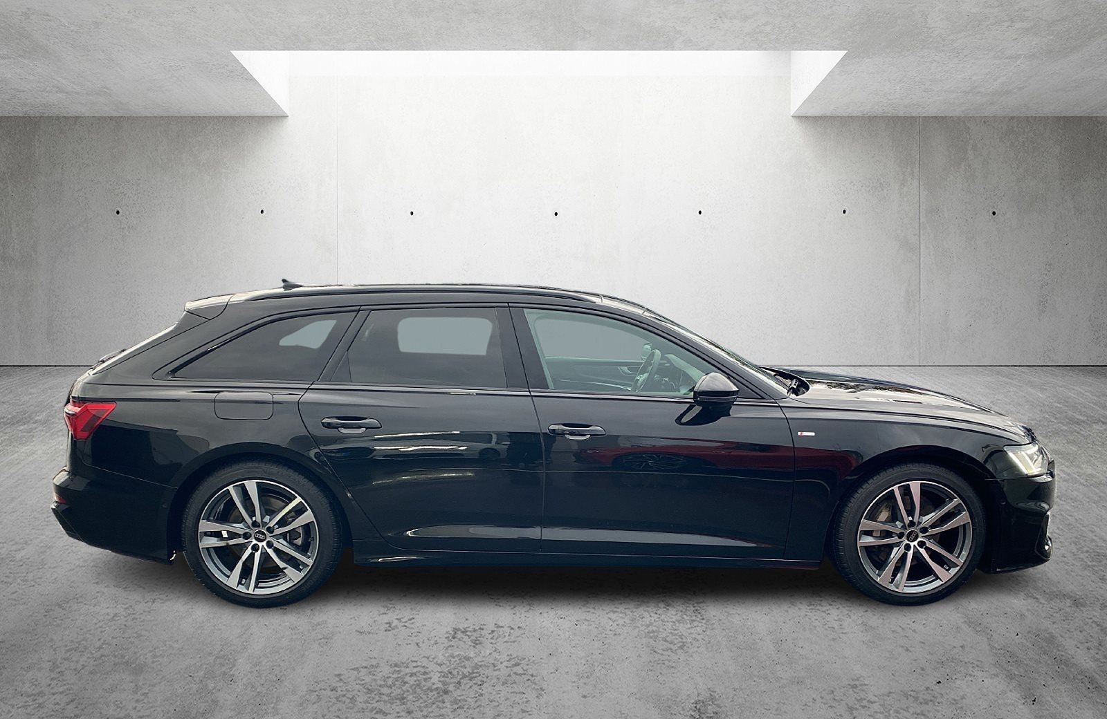 Audi A6 Avant 45 TFSI S line quattro S-tronic Matrix