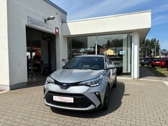 Toyota C-HR 2.0 Hybrid - Samsaru's Car Outlet
