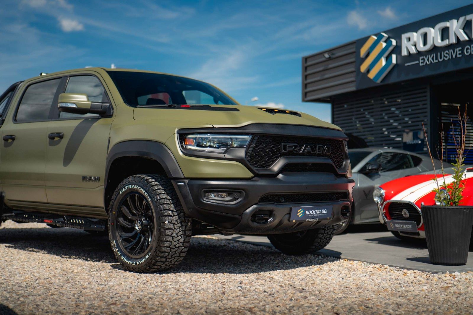 Dodge RAM 5.7 V8 HEMI 4x4 LARAMIE OFFROAD TRX Styling