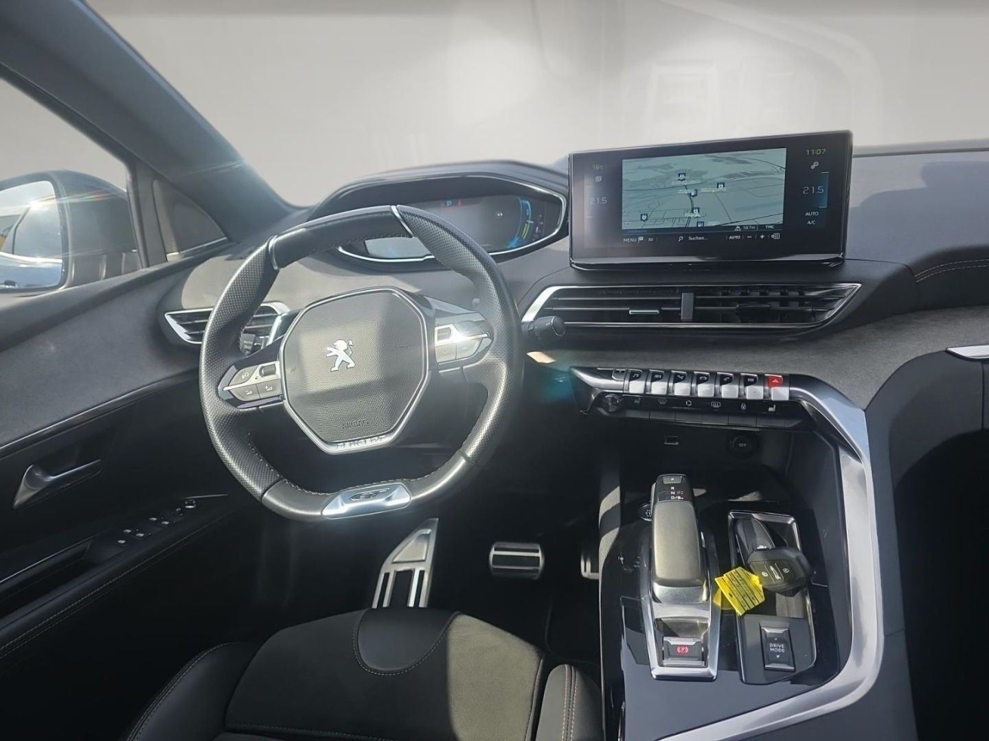 Peugeot 3008 Hybrid 225 GT AHK-abnehmbar Navi Digitales