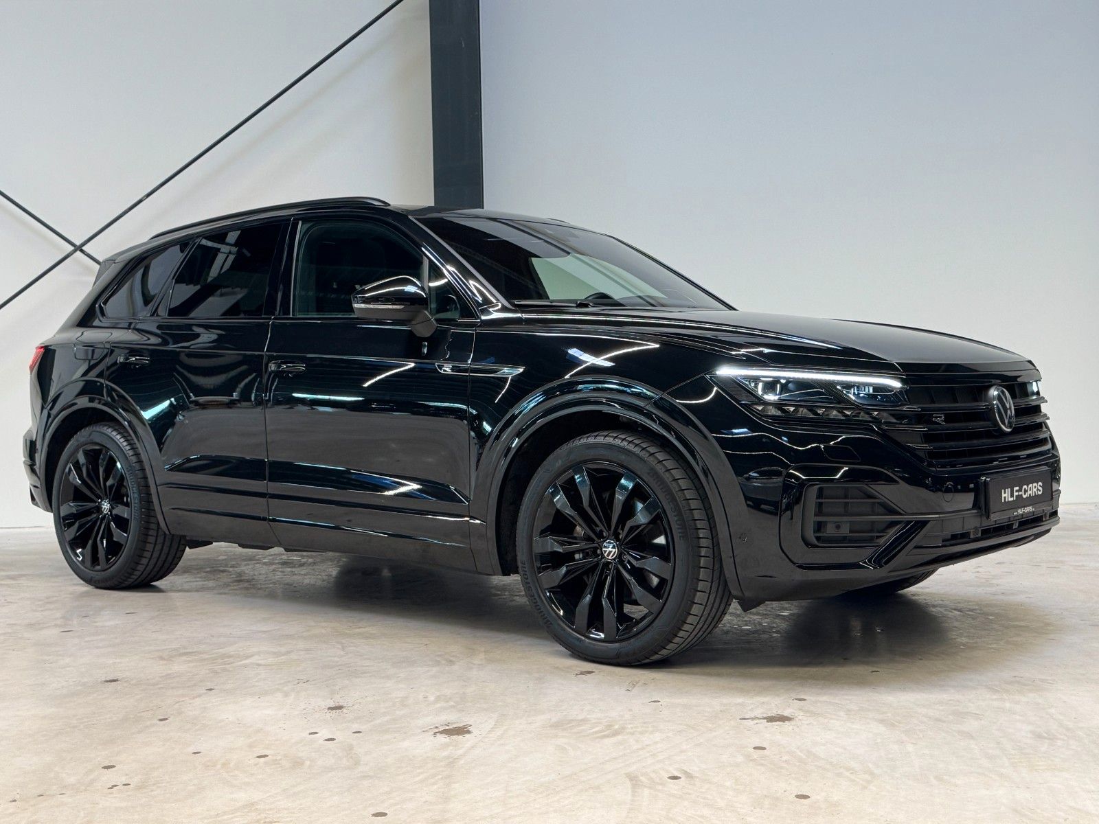 Volkswagen TOUAREG R-LINE 4M. 3.0TDI*LUFTFEDER*PANO*STDHZ